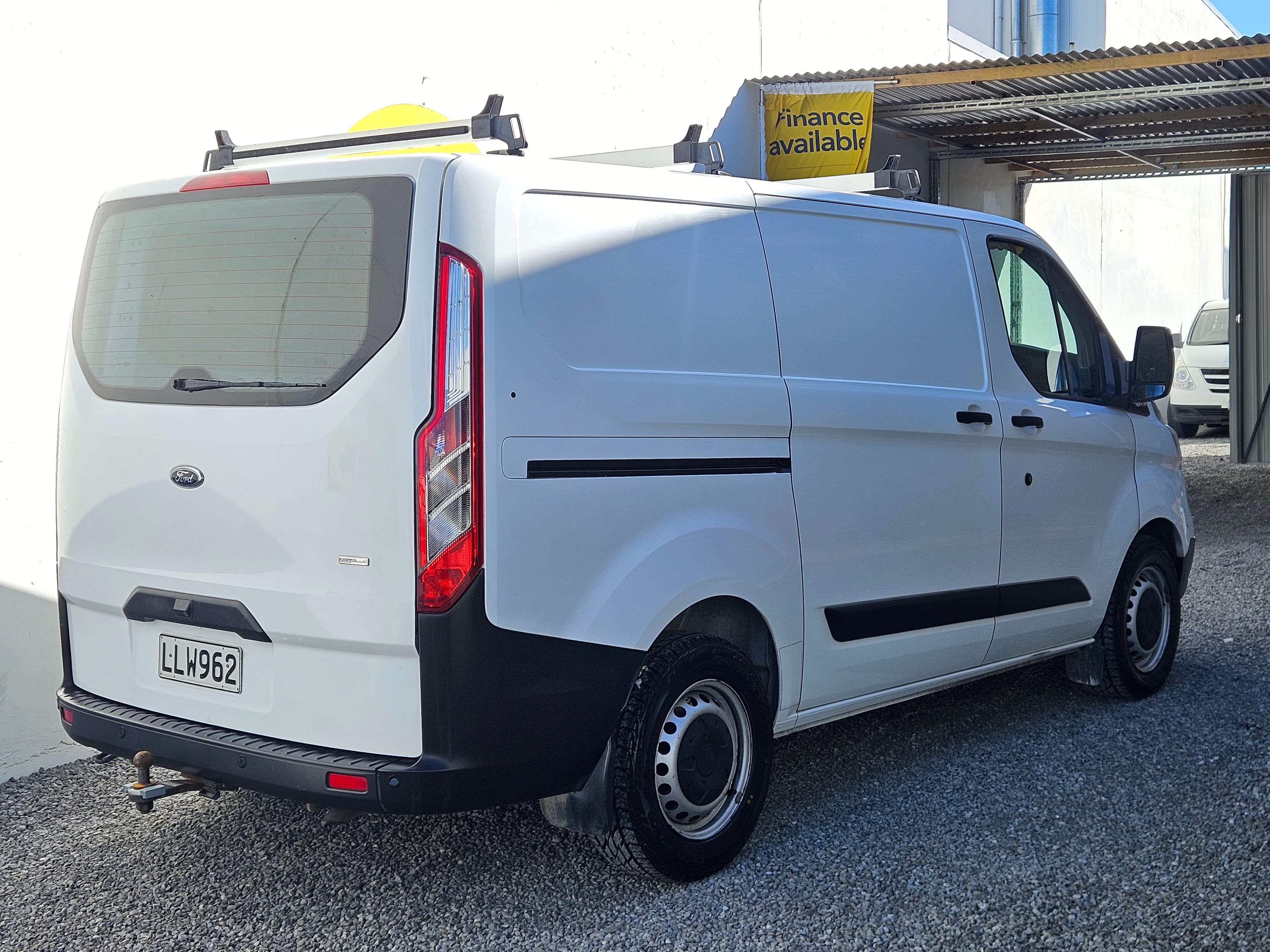 2018 Ford Transit Custom SWB photo 13