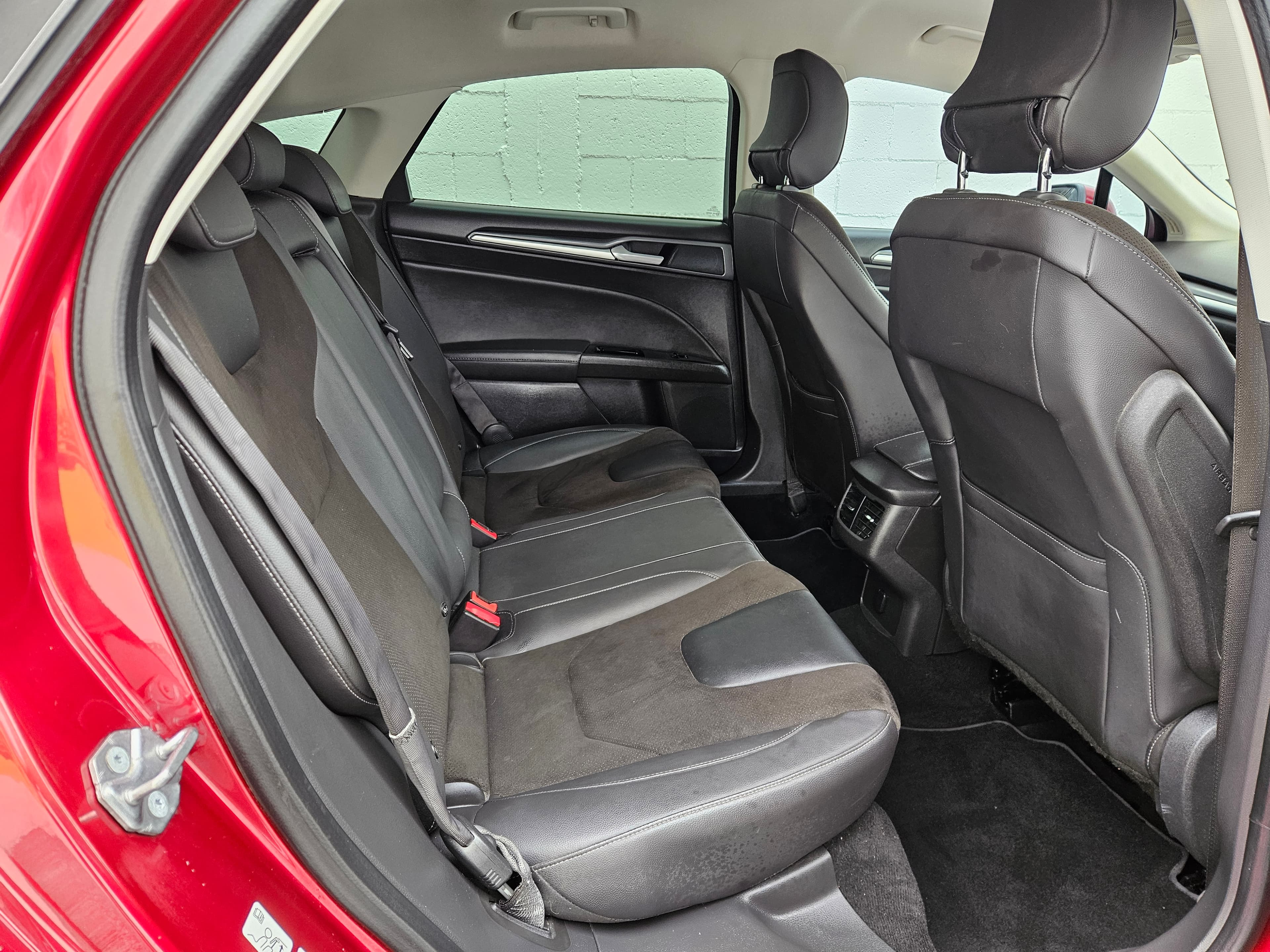 2015 Ford Mondeo photo 10