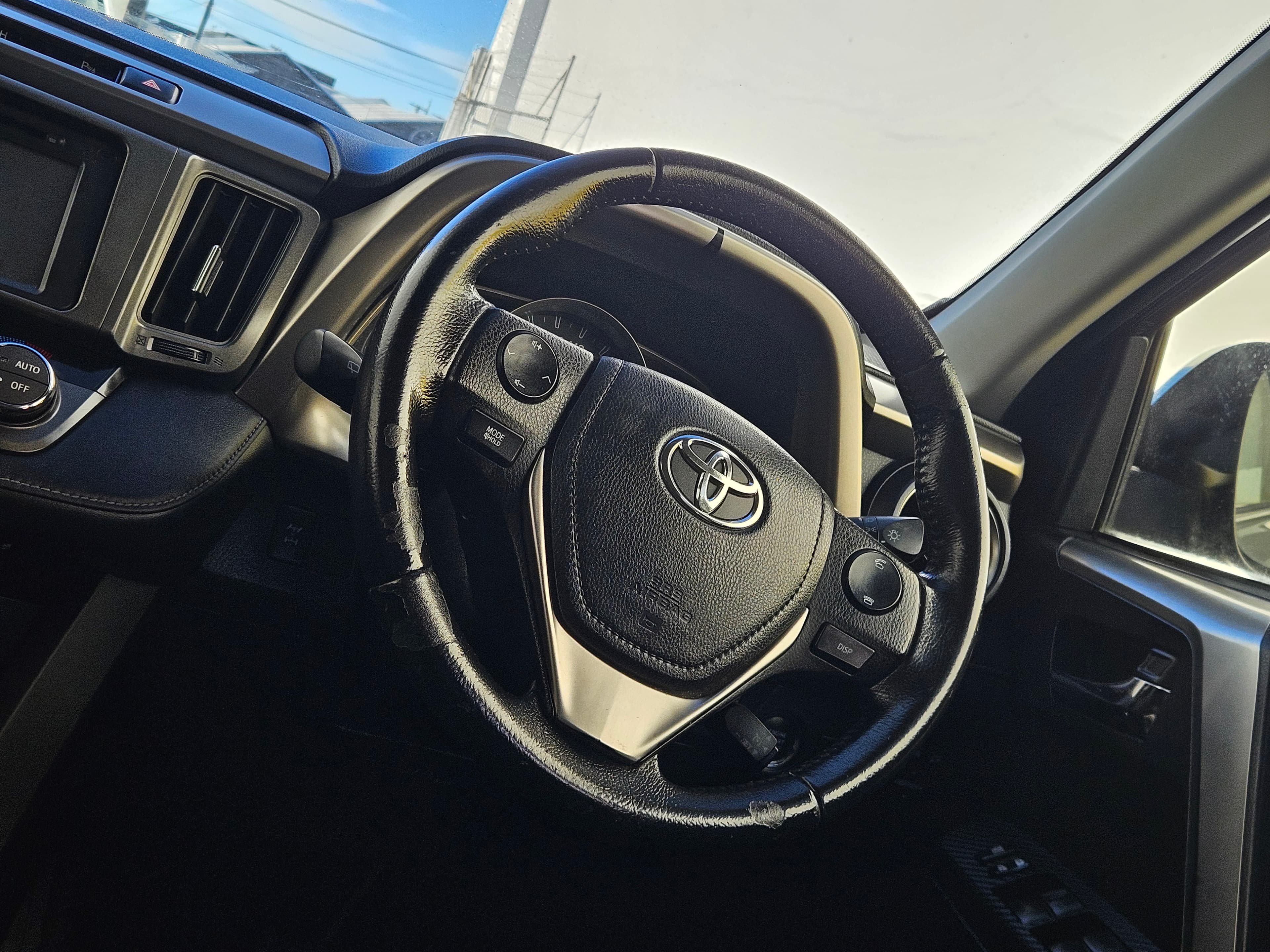 2013 Toytota Rav4 4WD photo 11