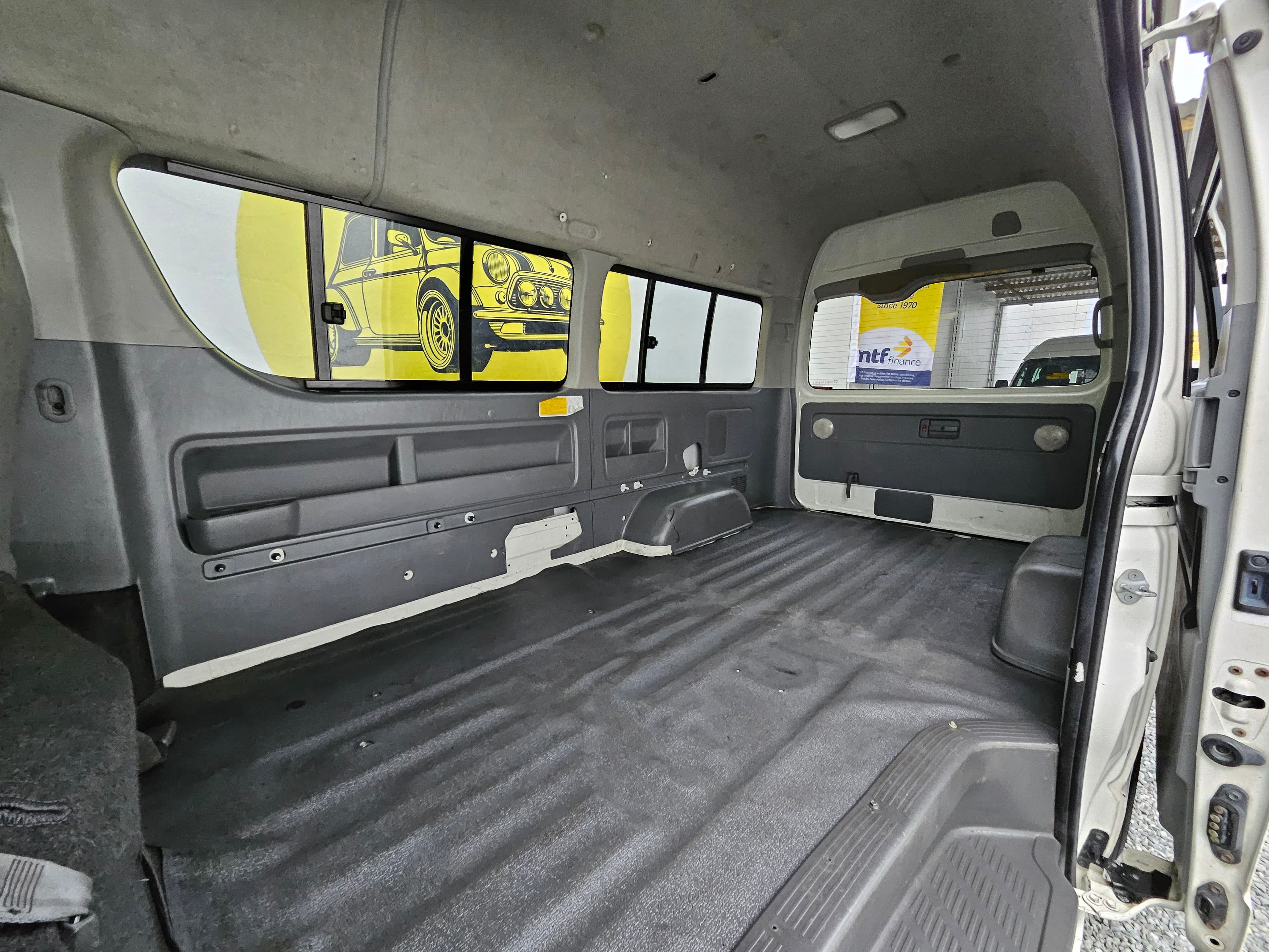 2008 Toyota Hiace Reguis ACE photo 10