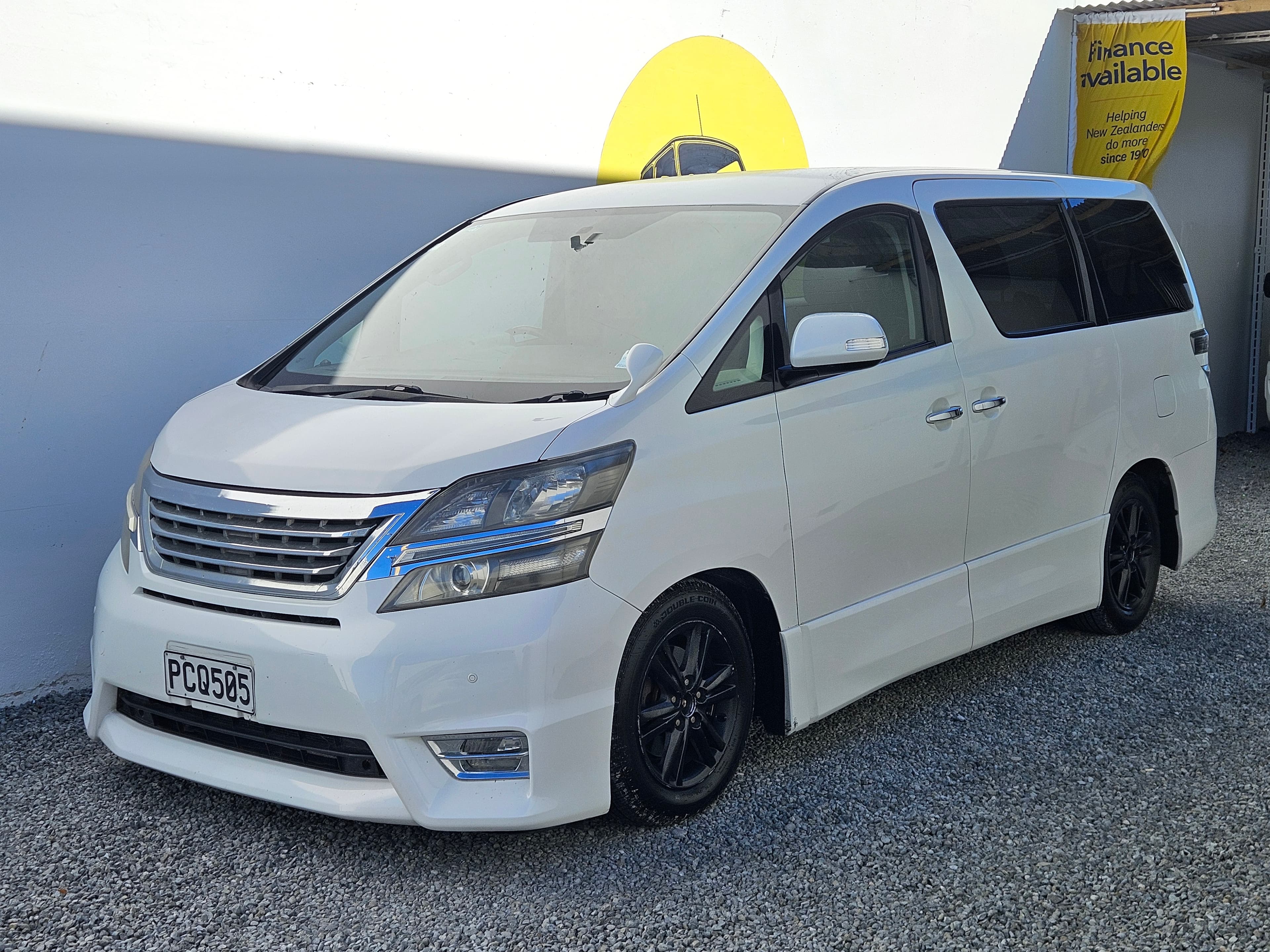 2010 Toyota Vellfire photo 6