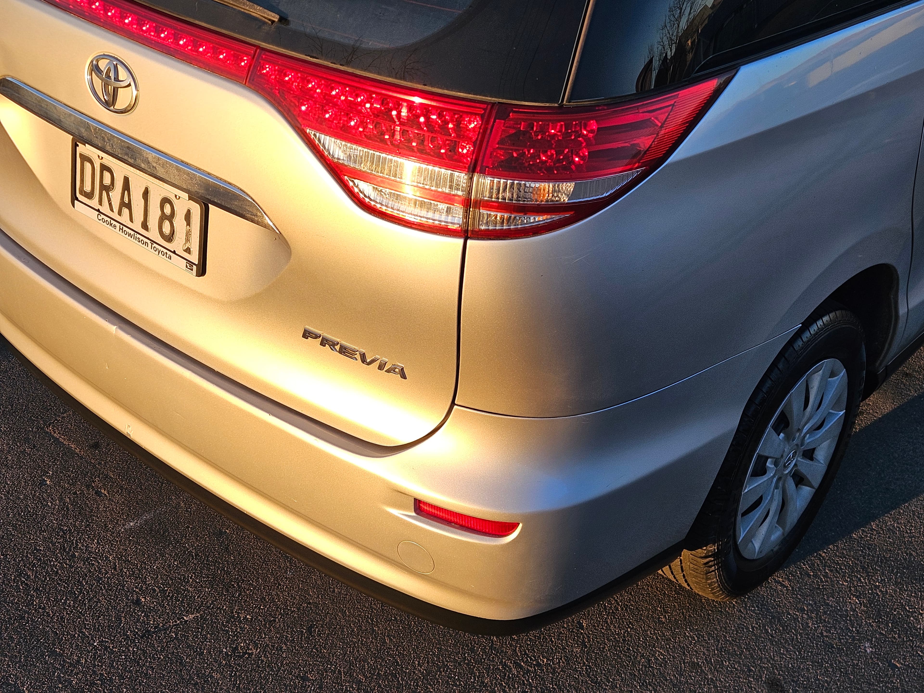 2006 Toyota Previa / Estima photo 4