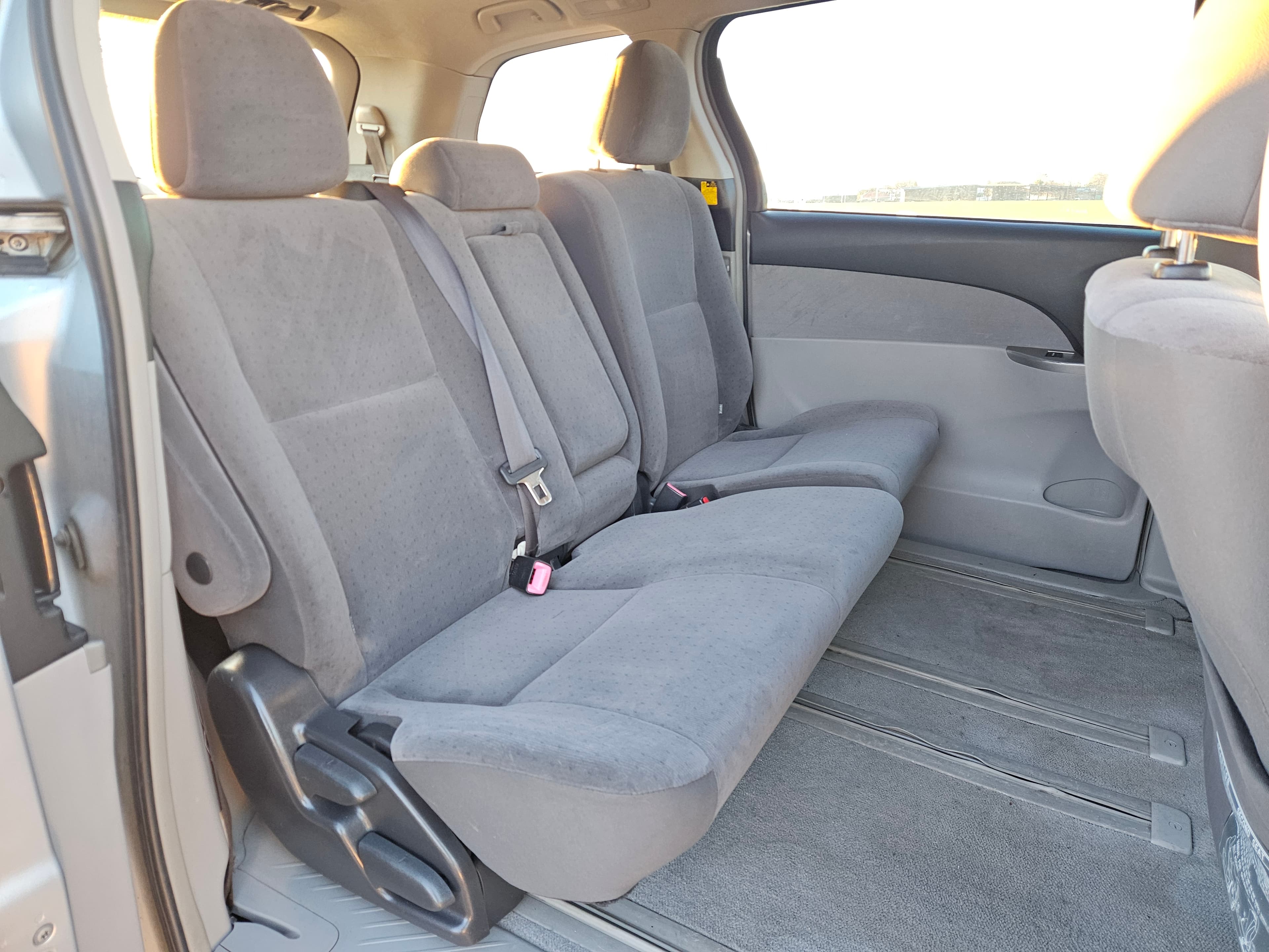 2006 Toyota Previa / Estima photo 10