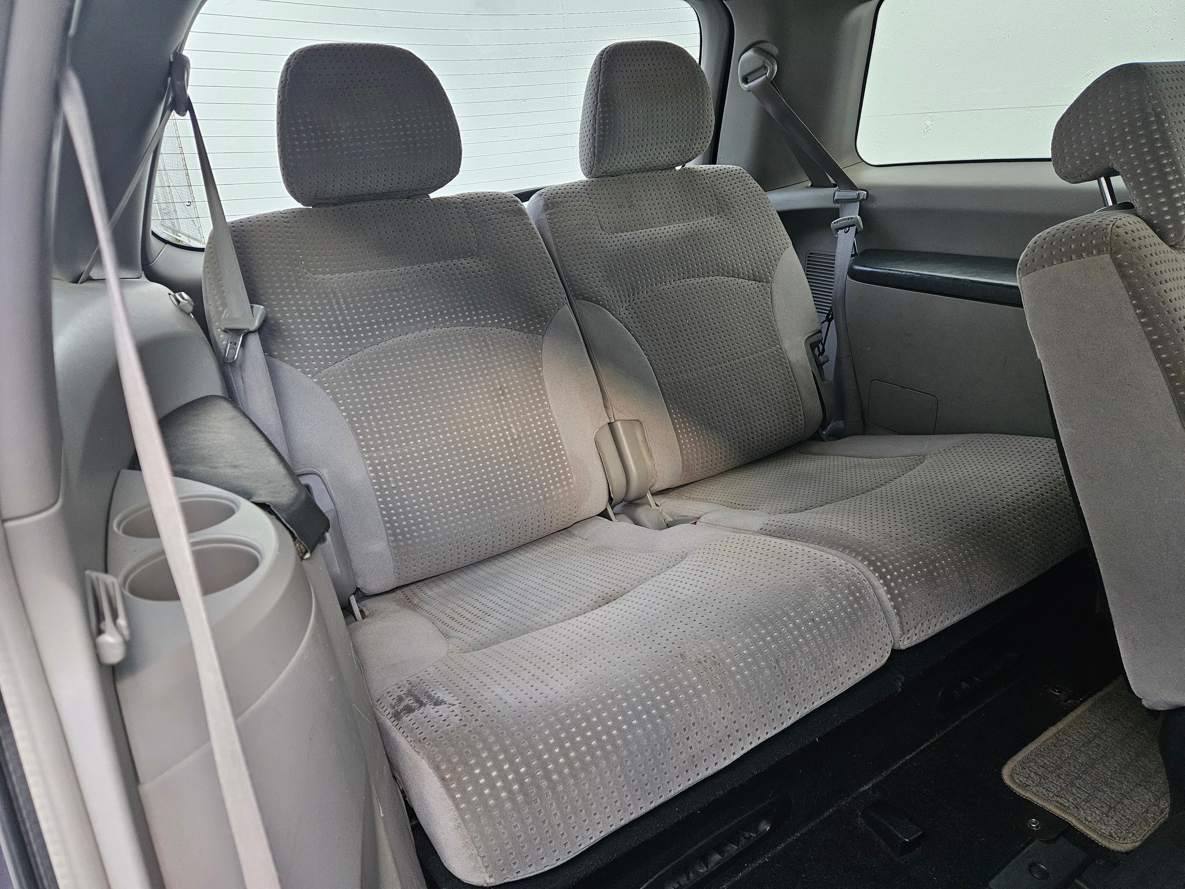 2004 MITSUBISHI GRANDIS photo 13