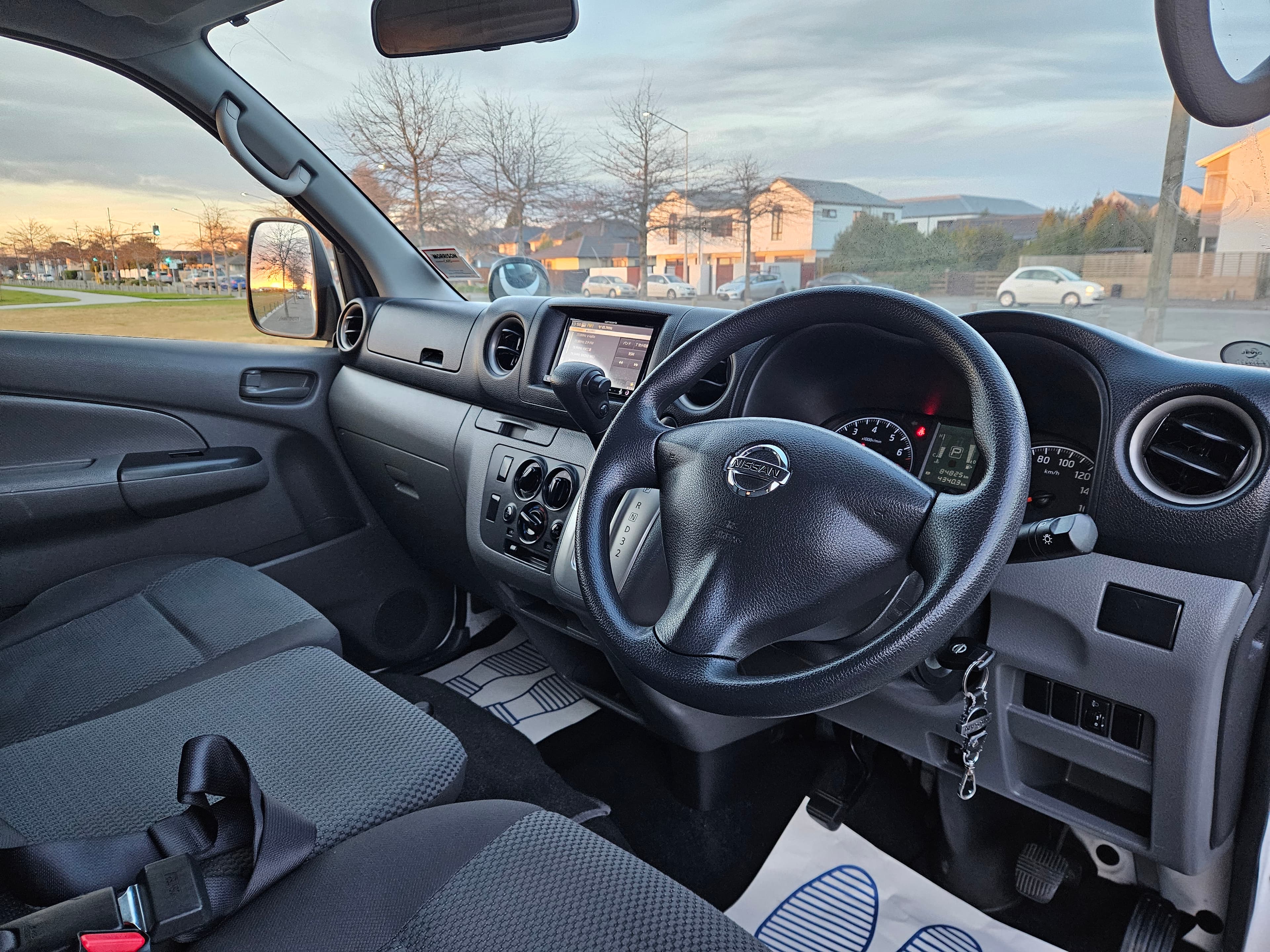 2016 Nissan NV350 Caravan photo 11