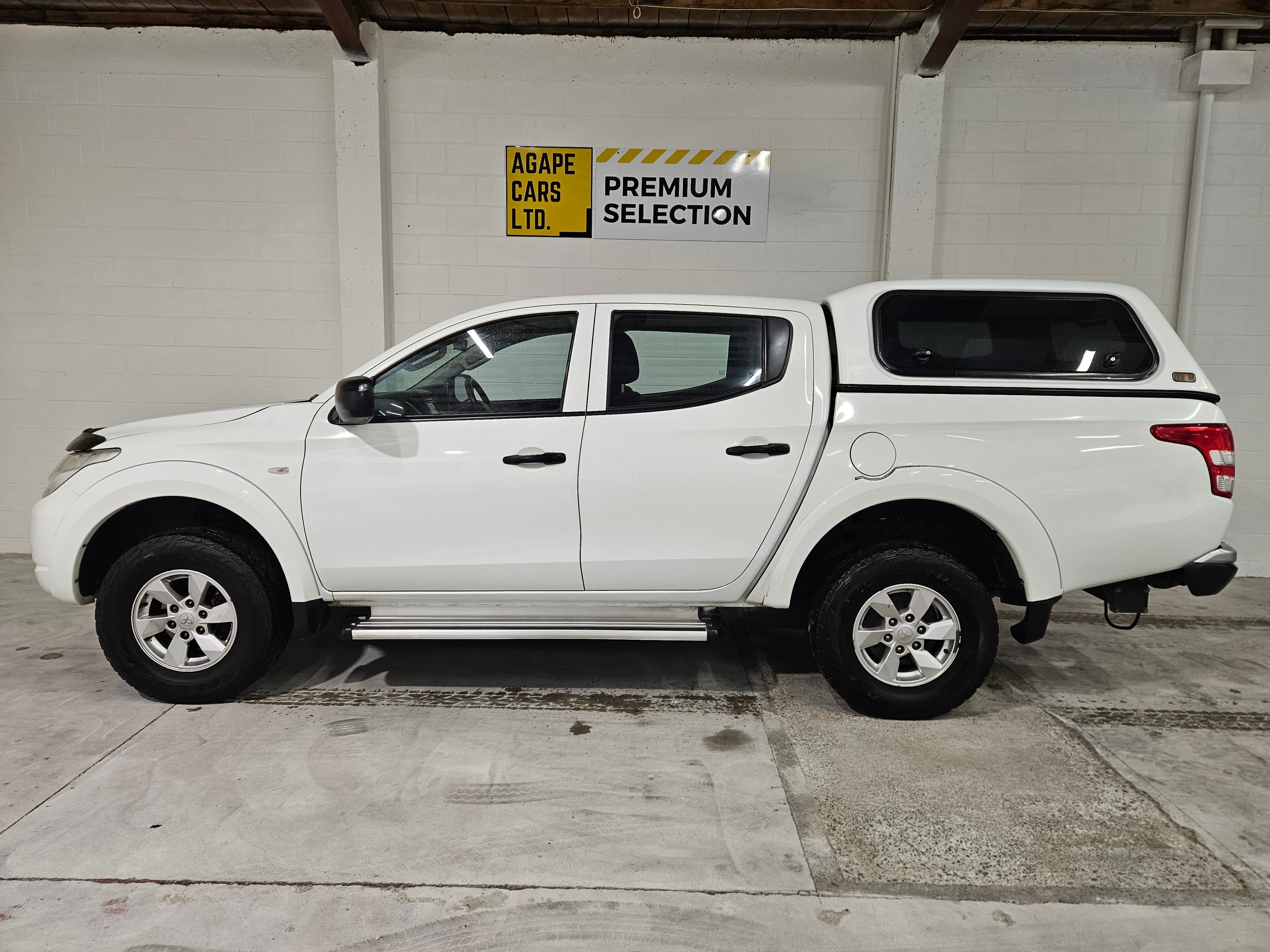 2016 Mitsubishi Triton D/Cab Glx 4WD AT photo 7