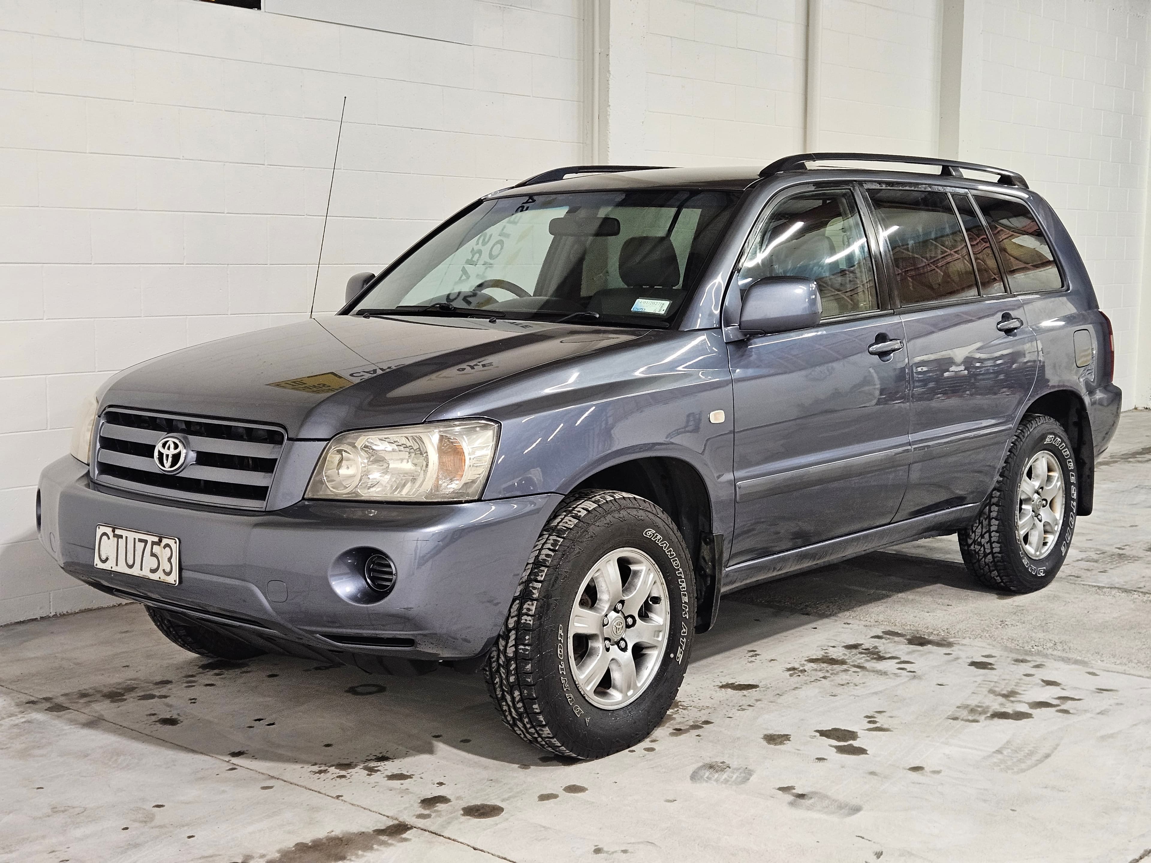 2005 Toyota HIGHLANDER 4WD photo 7