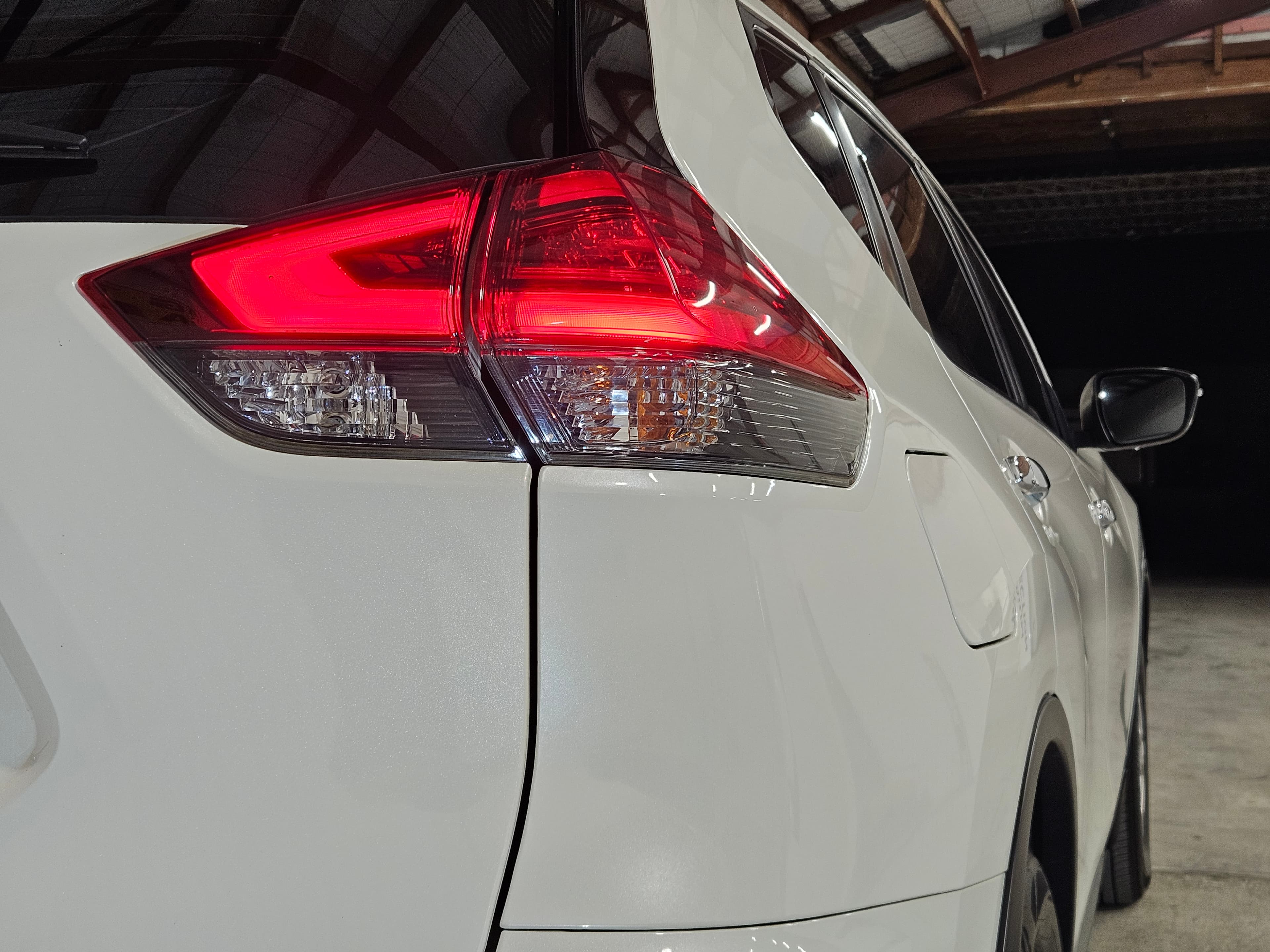 2022 Nissan X-Trial ST 4WD photo 6