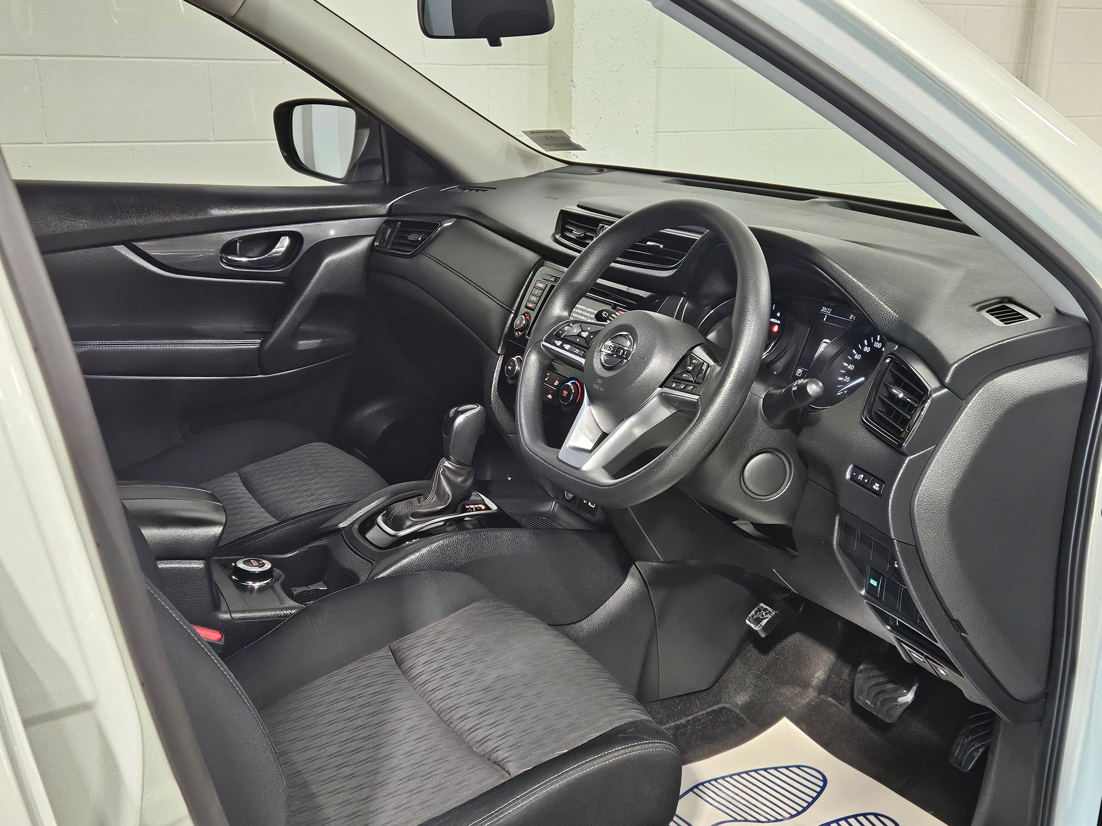 2022 Nissan X-Trial ST 4WD photo 10