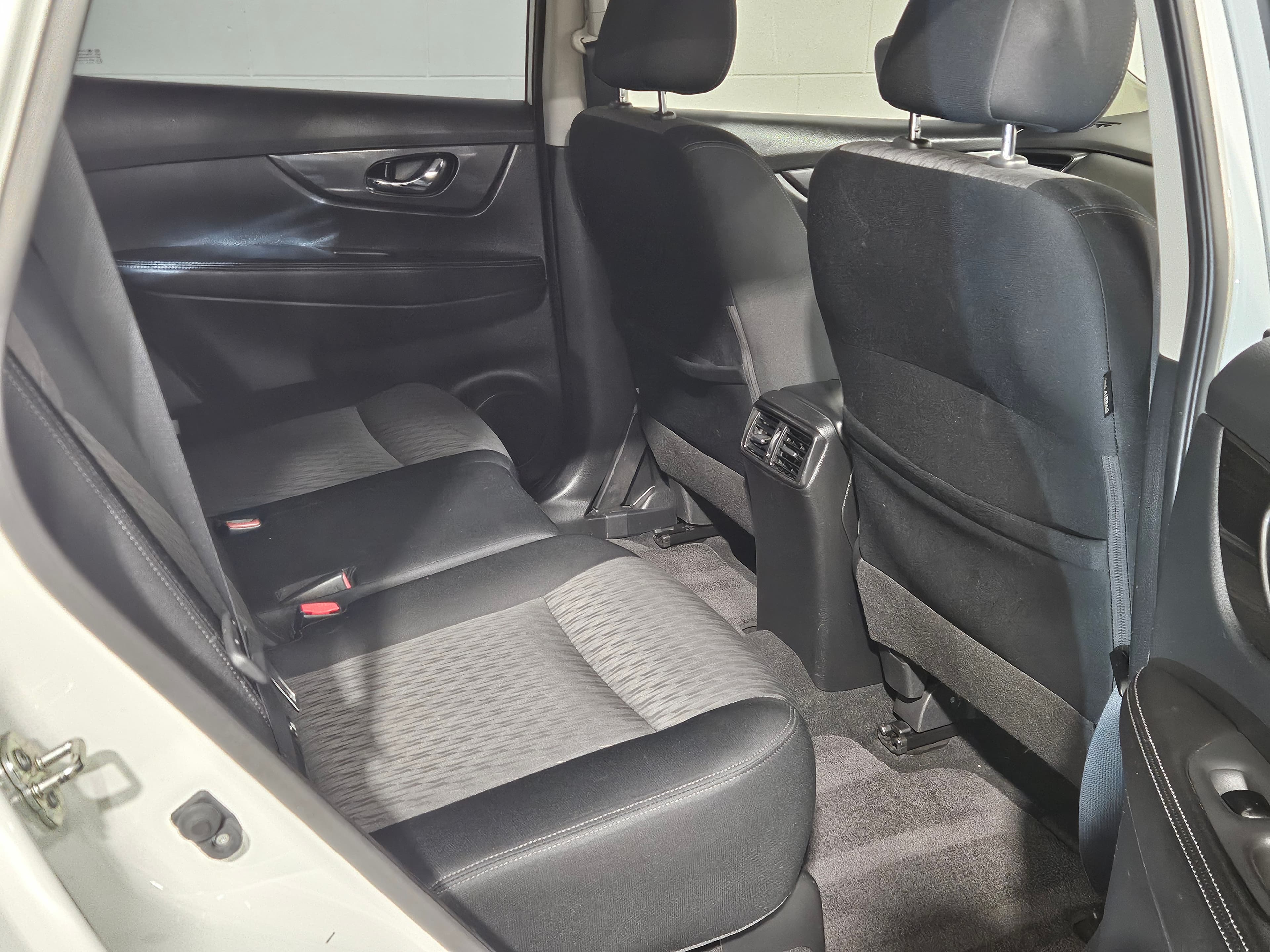 2022 Nissan X-Trial ST 4WD photo 11