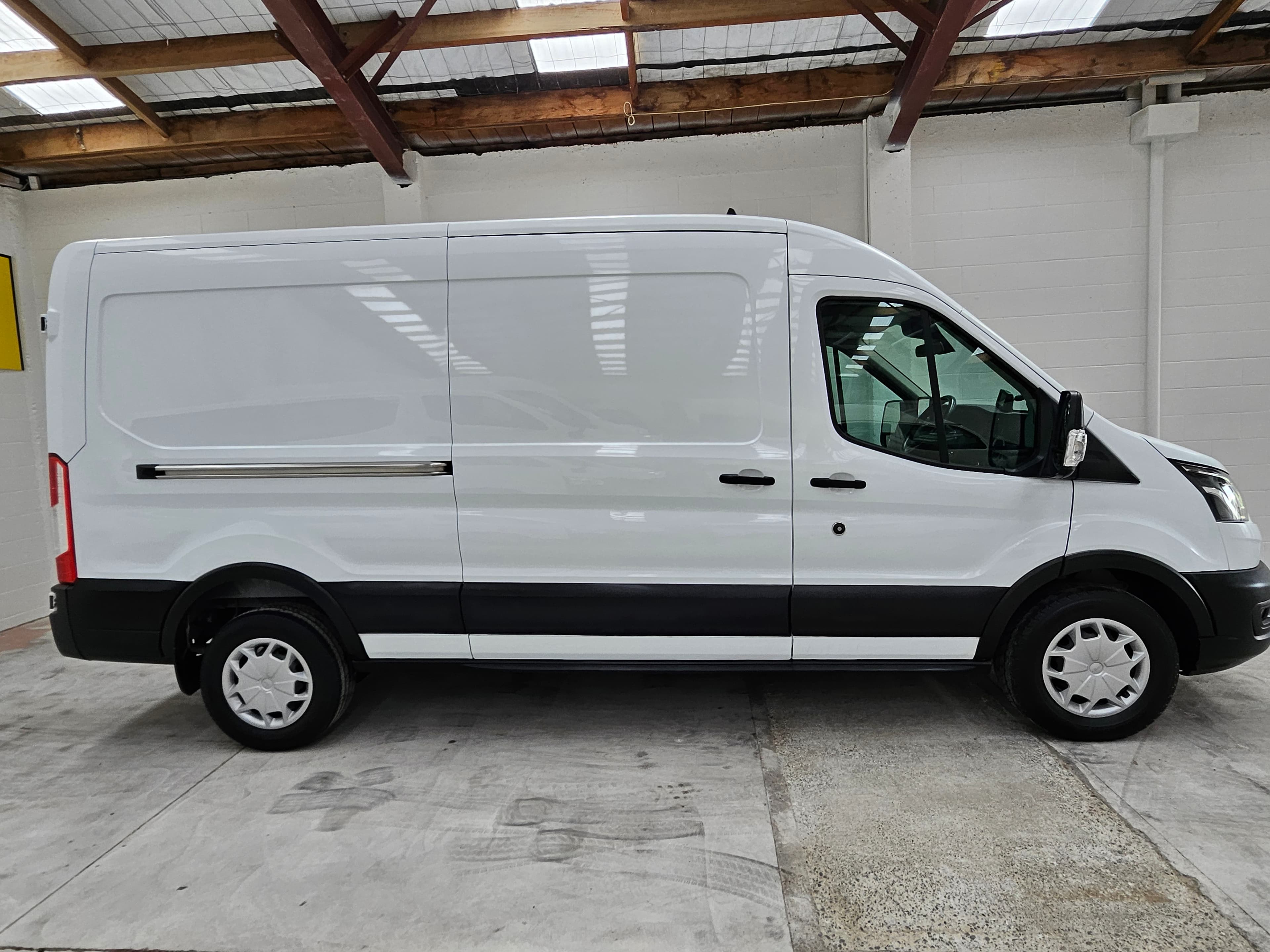 2026 Ford Transit 350L  LWB Van photo 5
