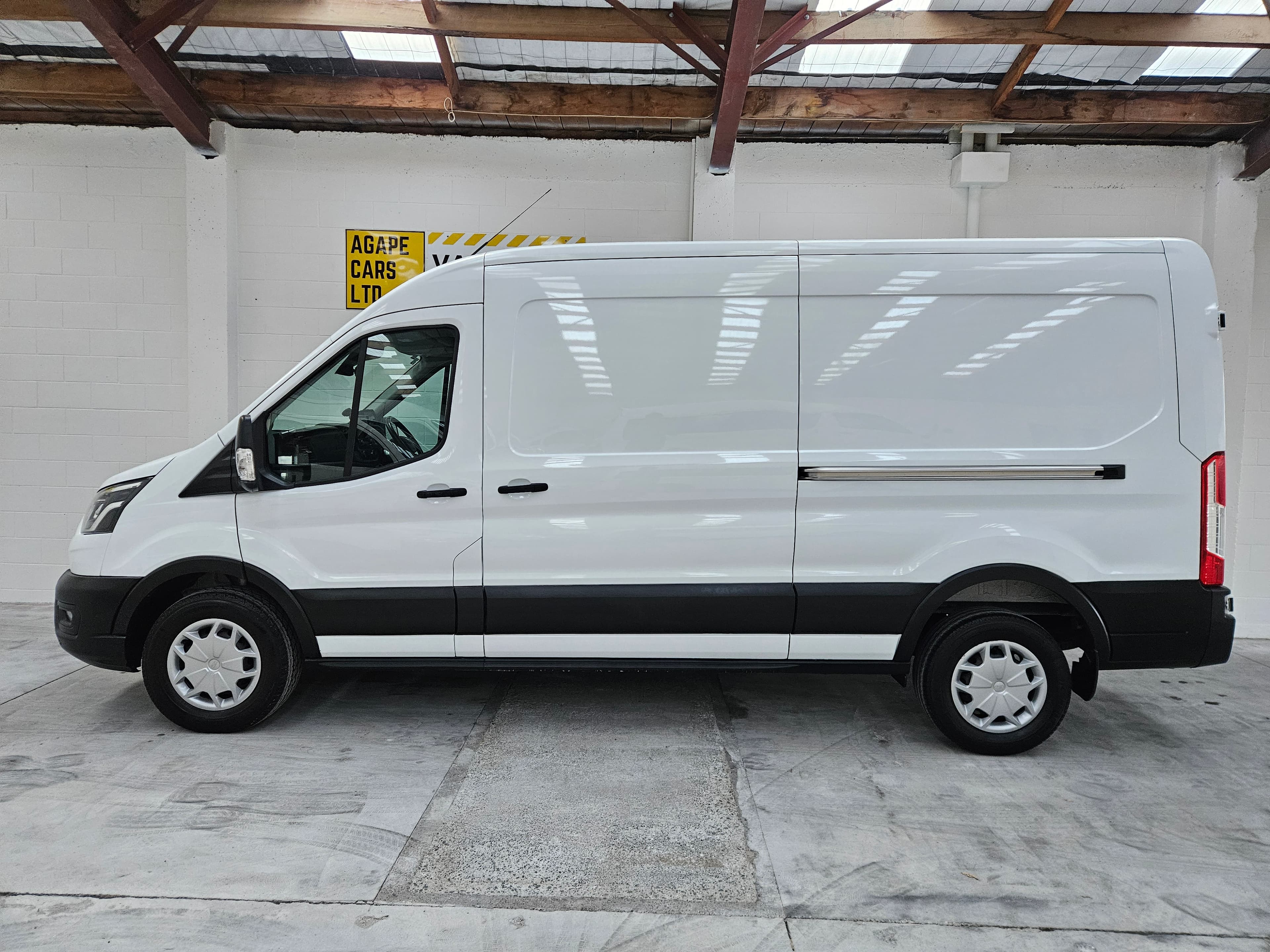 2026 Ford Transit 350L  LWB Van photo 9