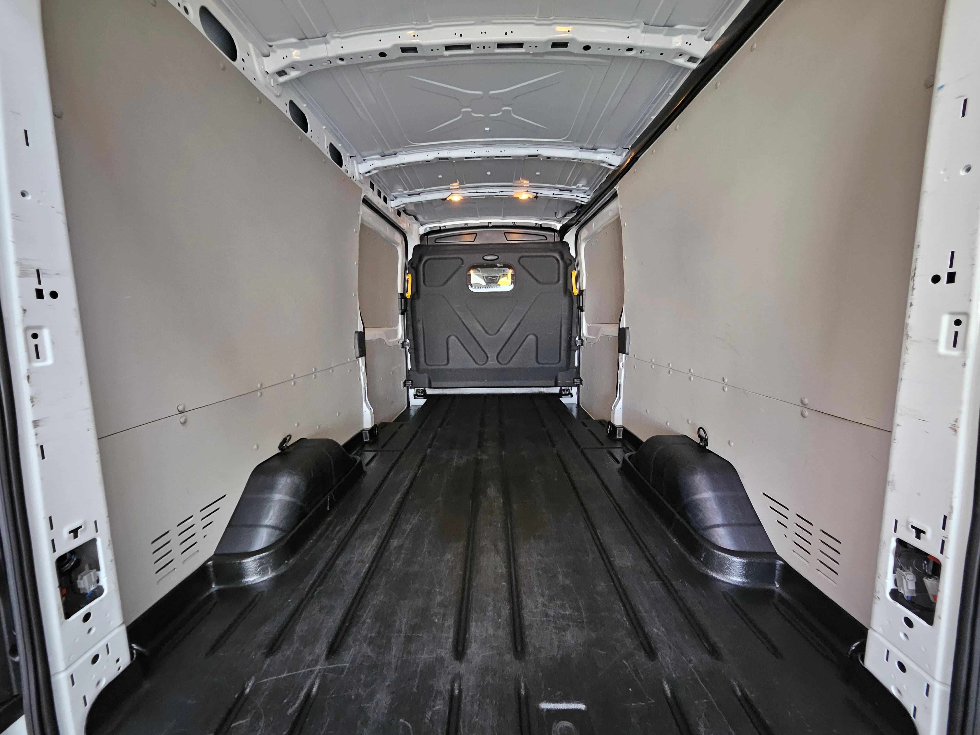 2026 Ford Transit 350L  LWB Van photo 18
