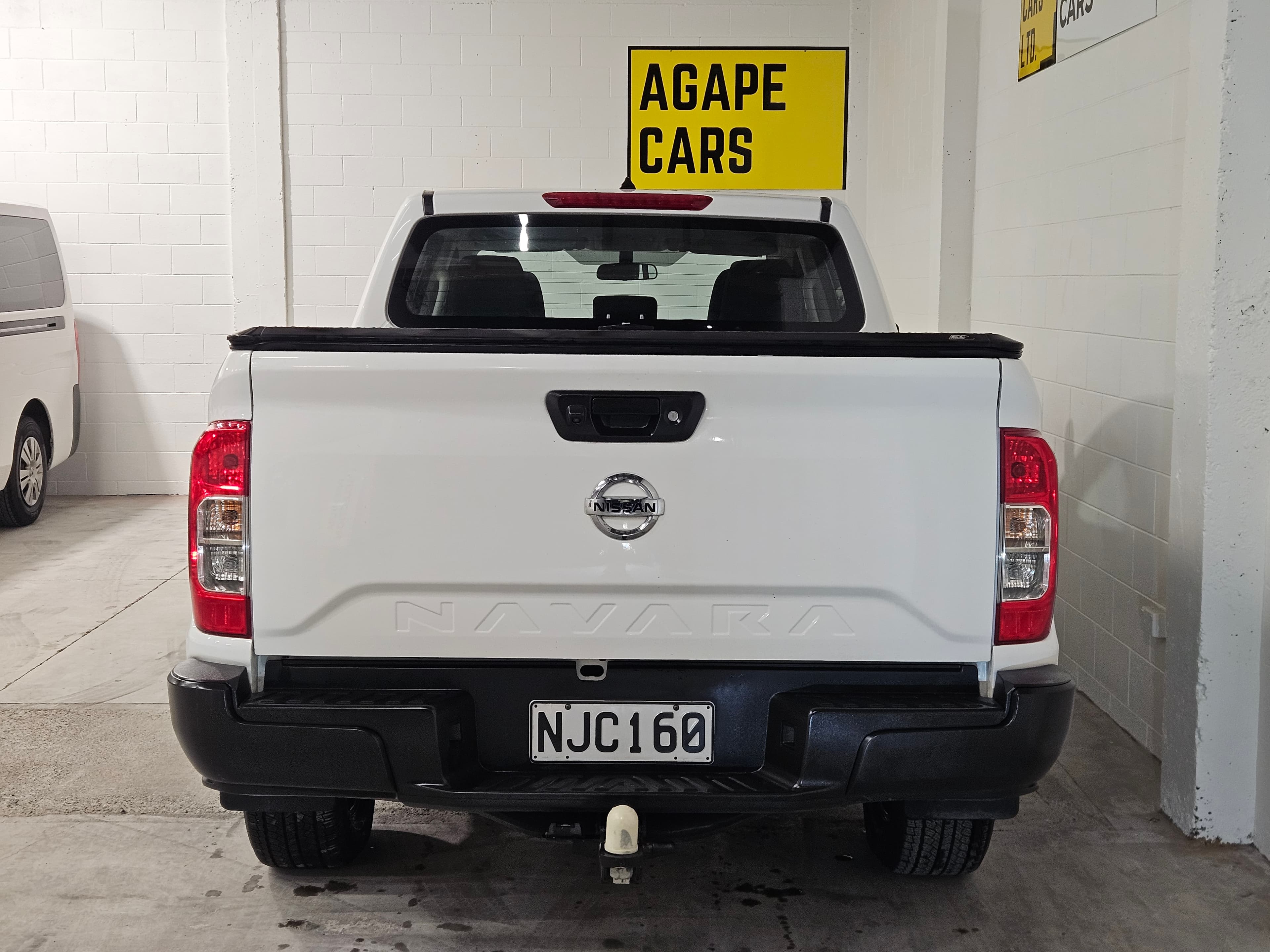 2021 Nissan Navara SL photo 6