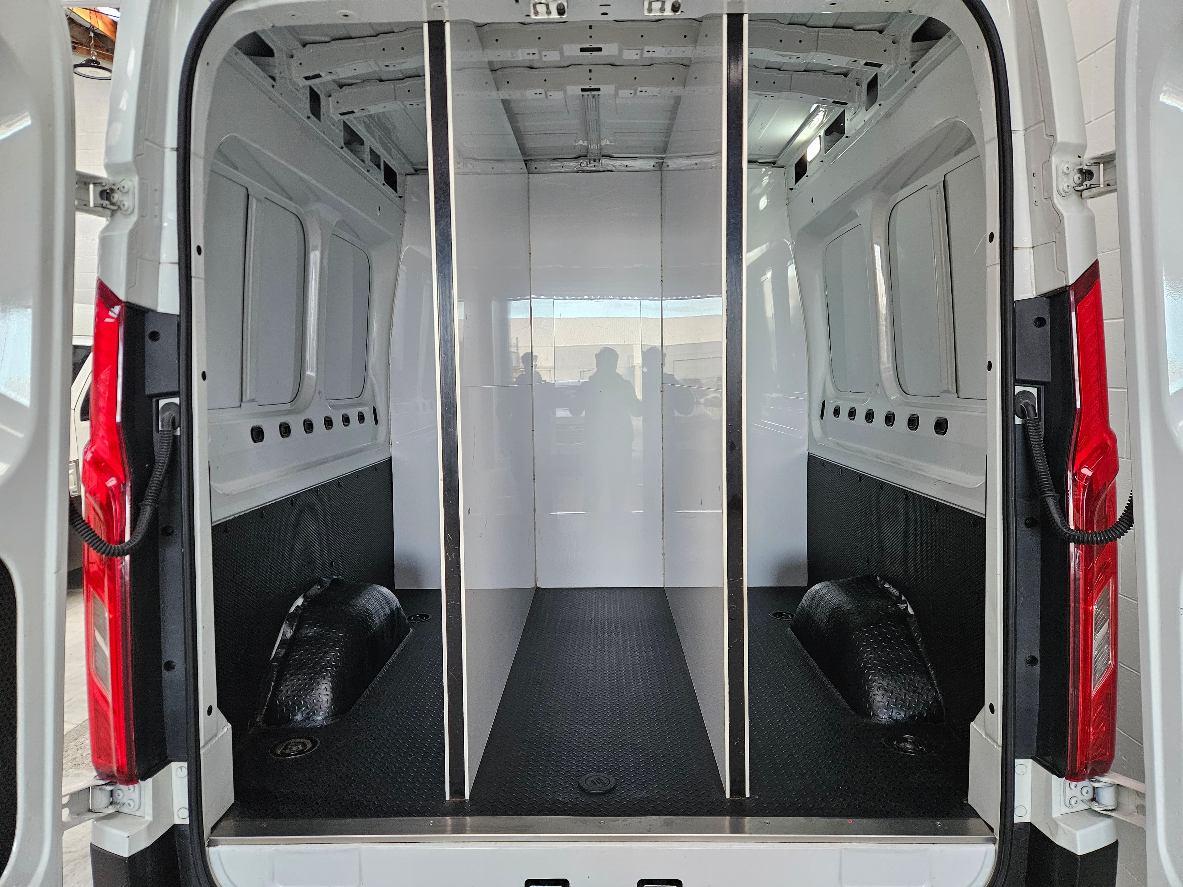 2021 LDV Deliver 9 Bigger Auto photo 11