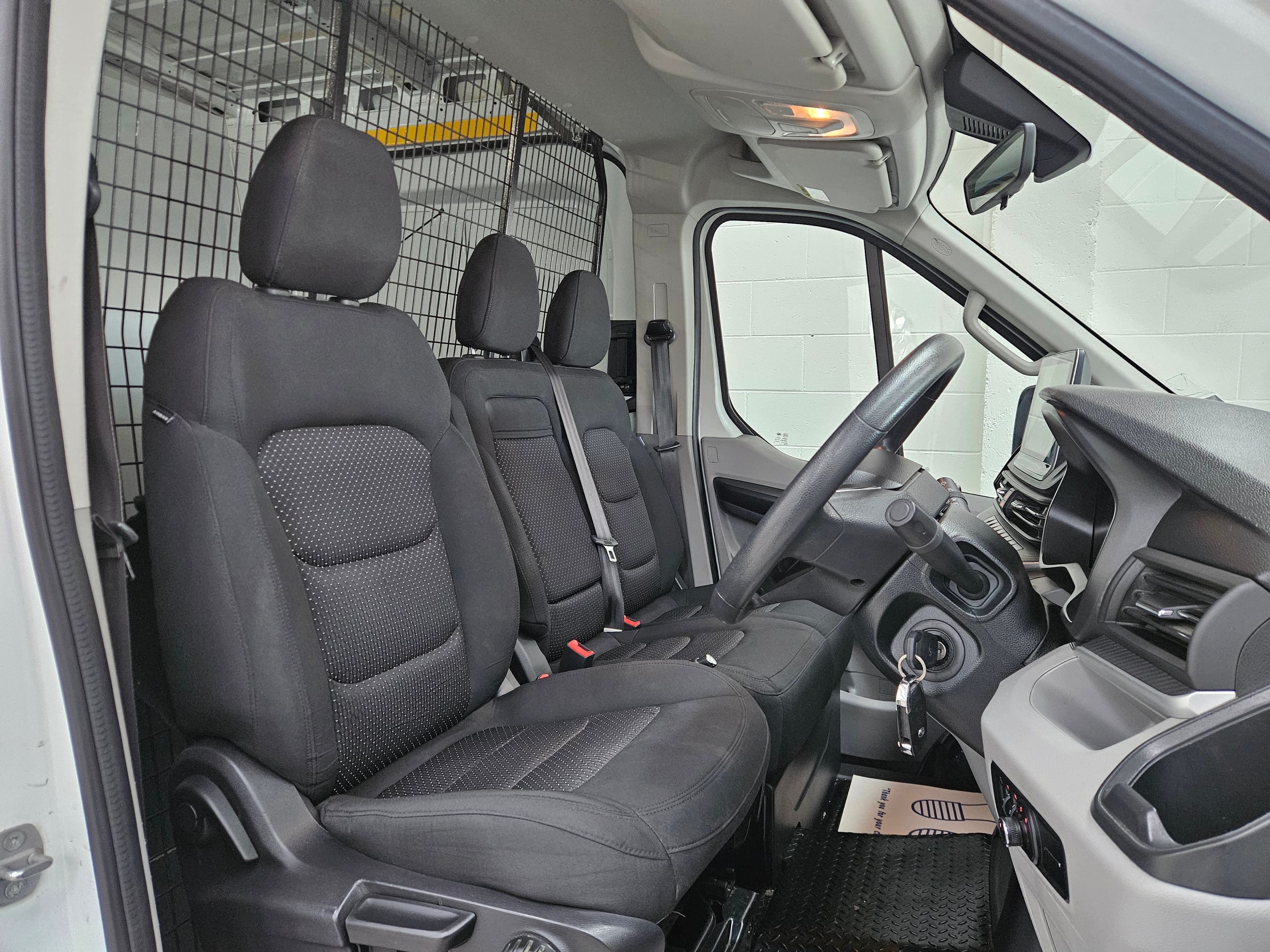 2021 LDV Deliver 9 Bigger Auto photo 14