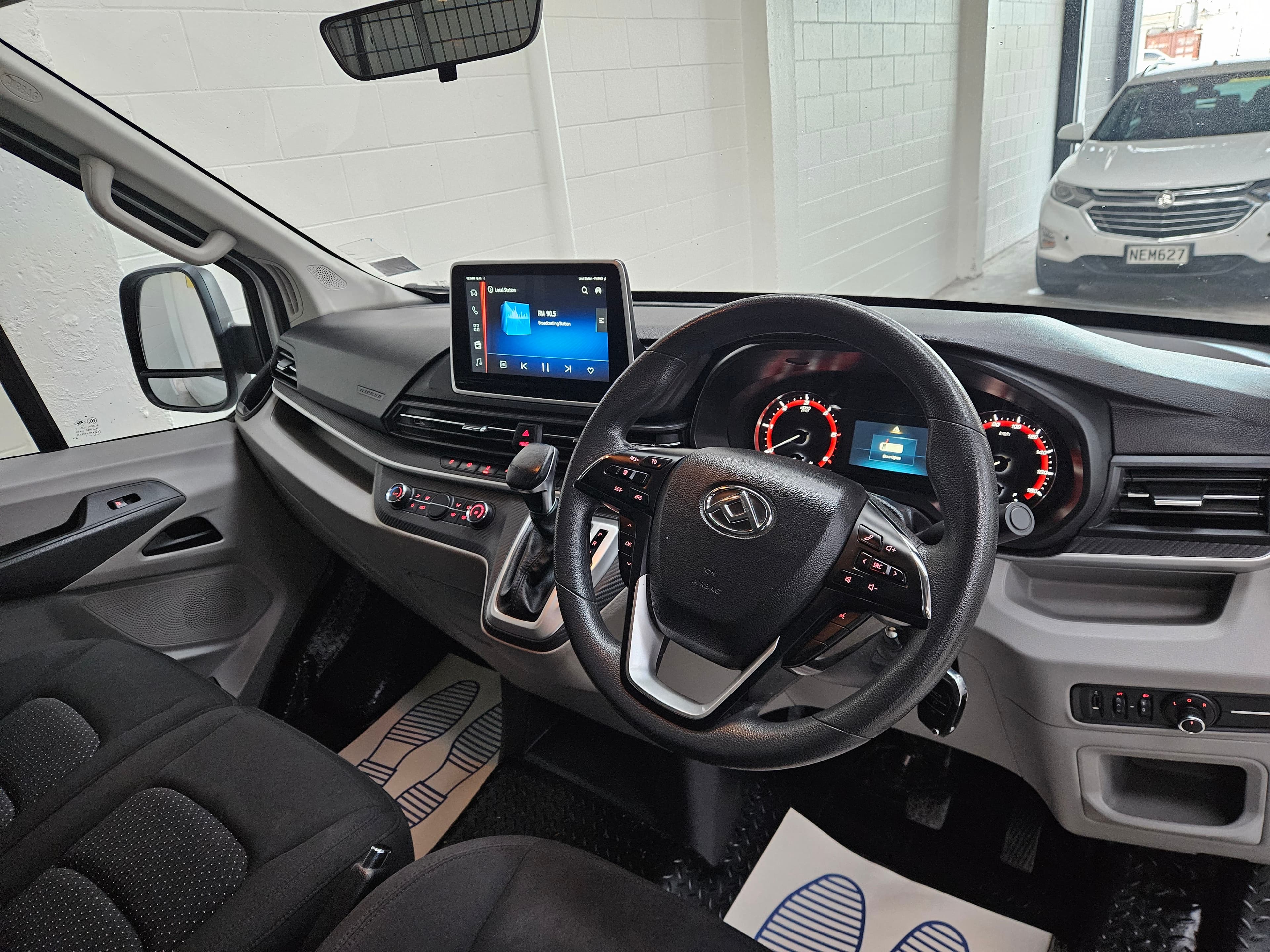 2021 LDV Deliver 9 Bigger Auto photo 15