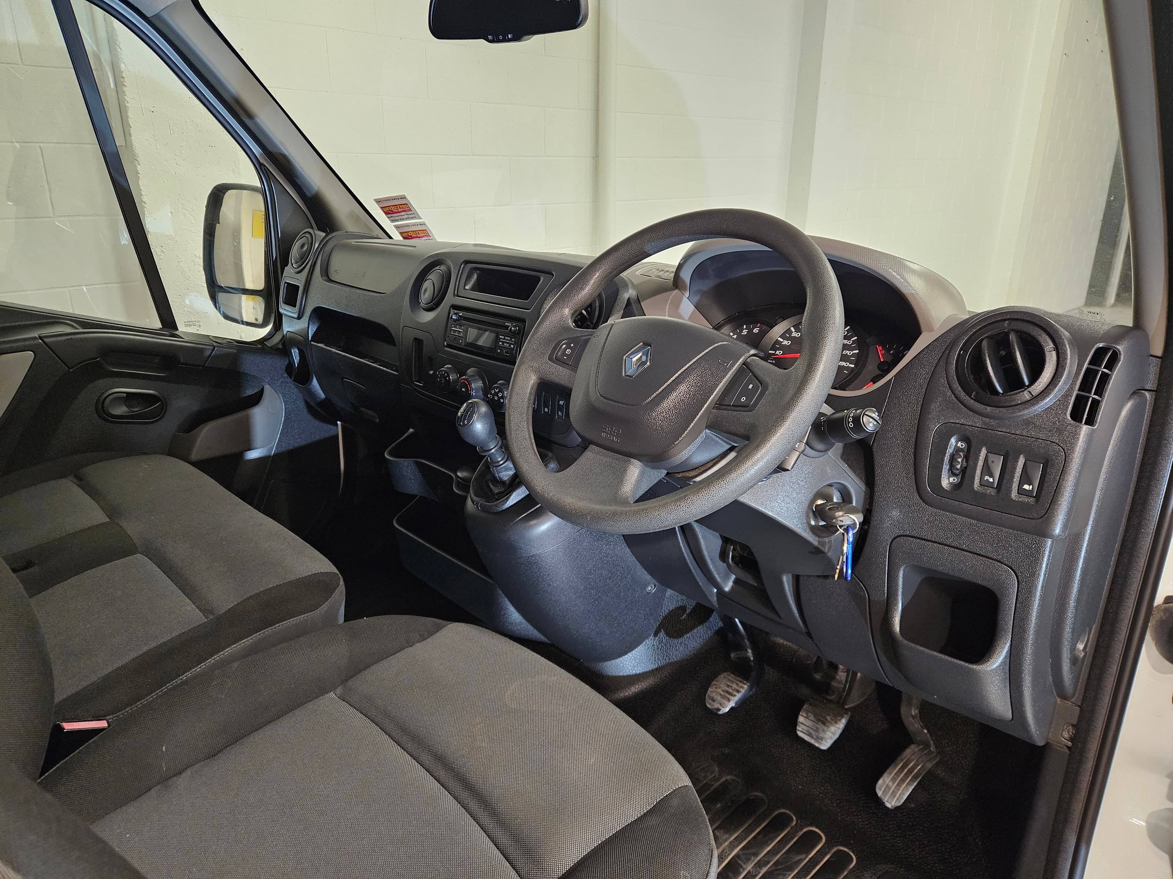 2016 Renault Master L2H2 2.3TD photo 12