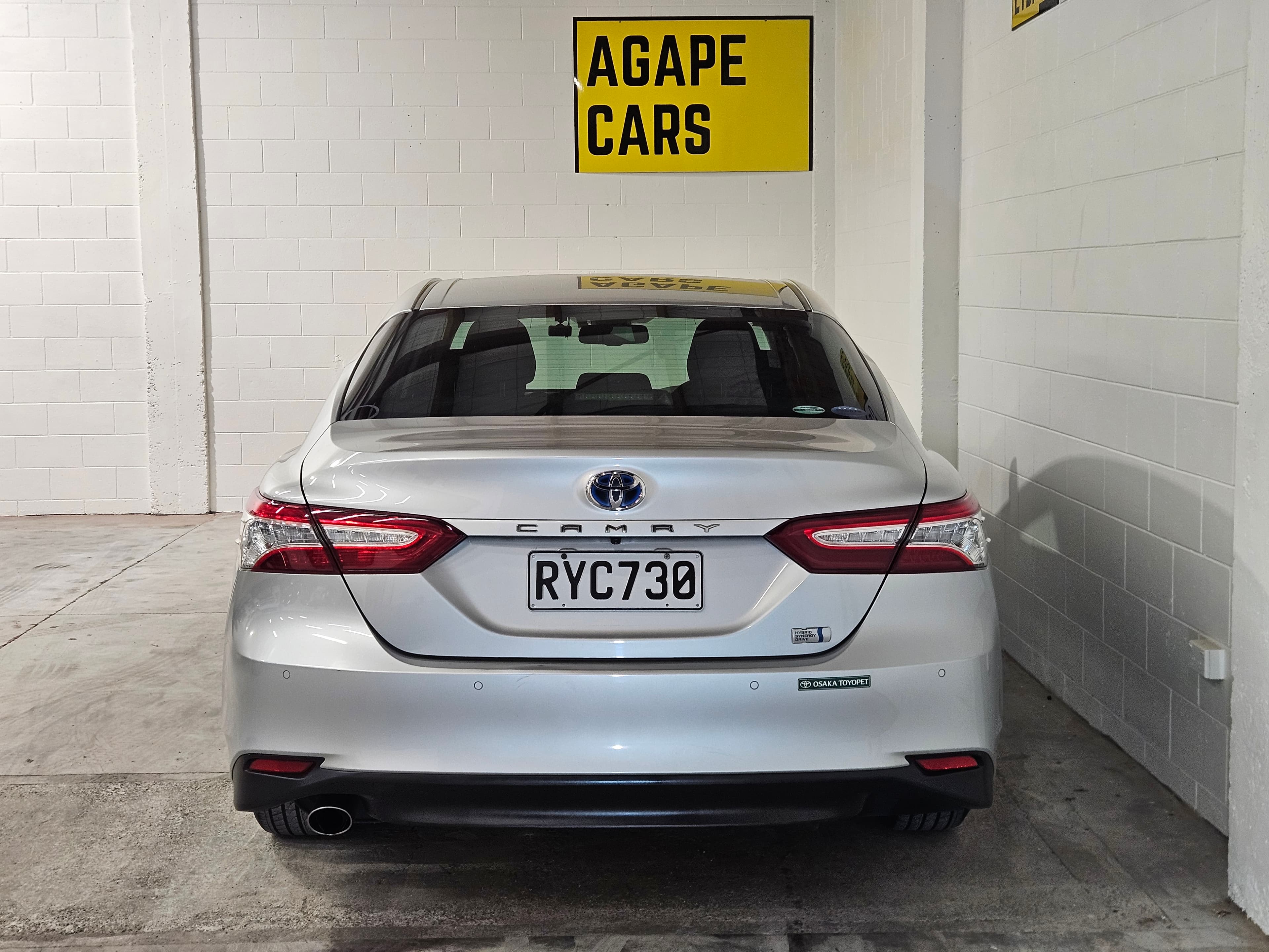 2019 Toyota Camry Hybrid photo 4