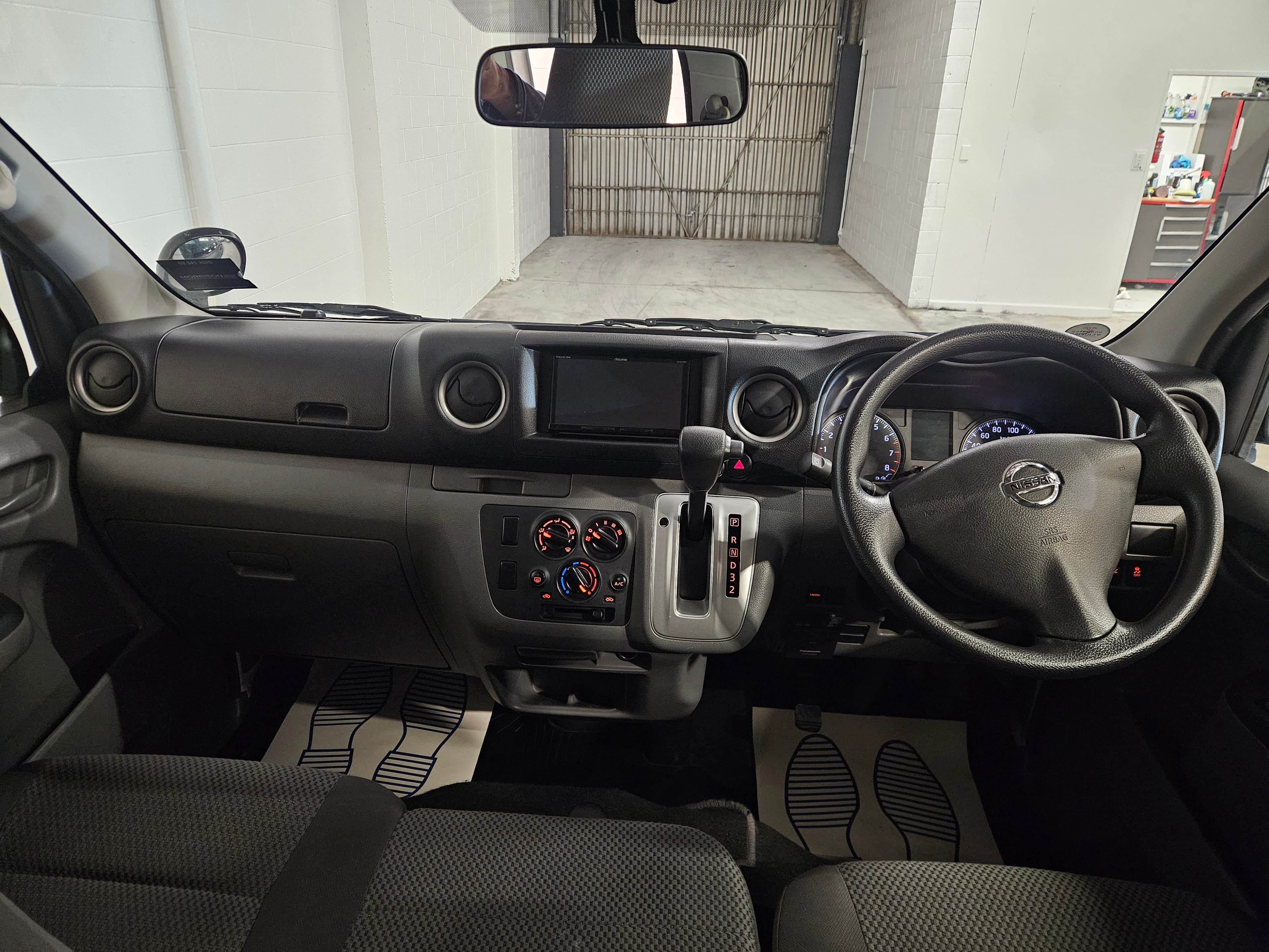 2019 Nissan NV350 Caravan photo 9