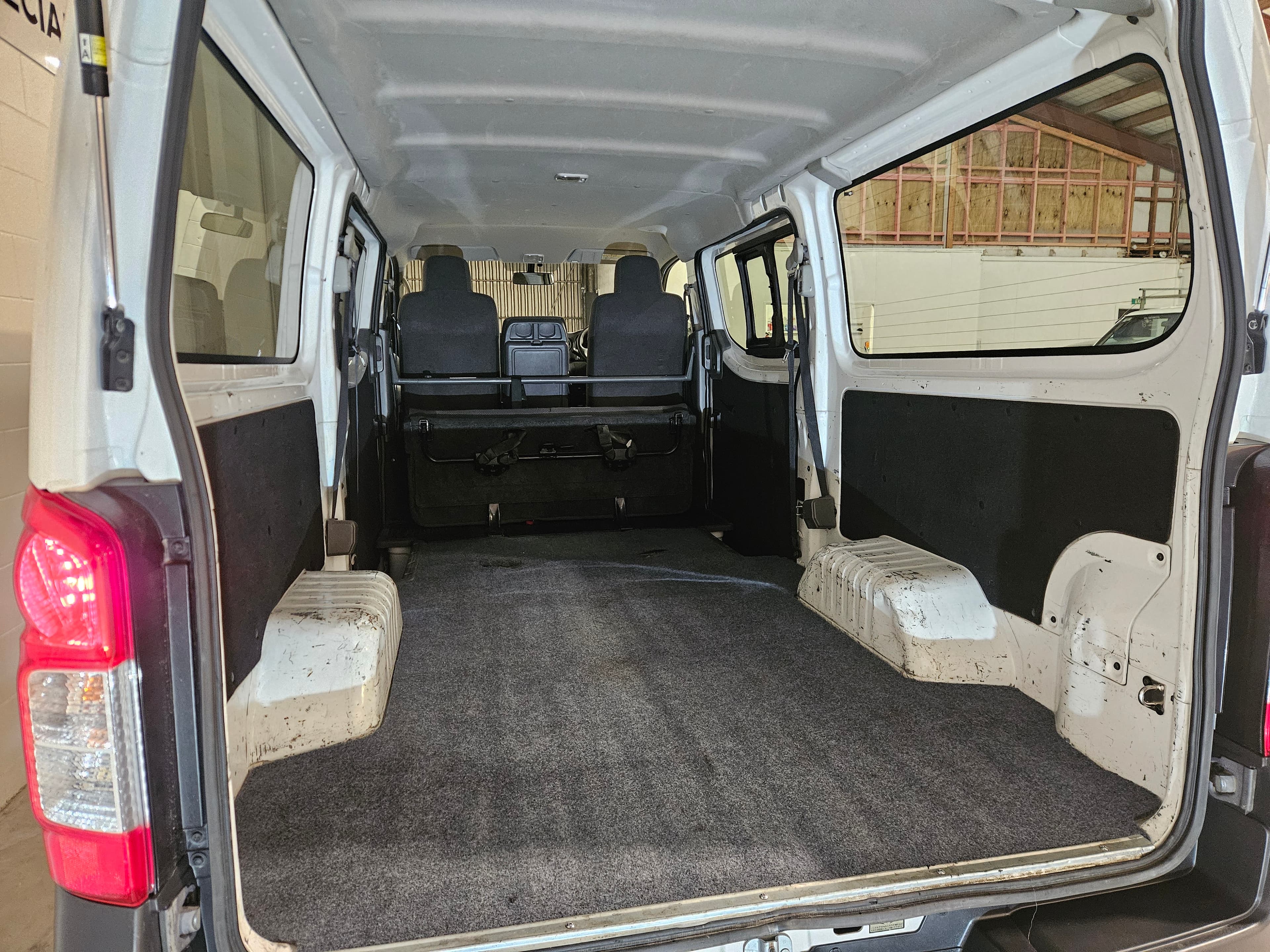 2019 Nissan NV350 Caravan photo 10