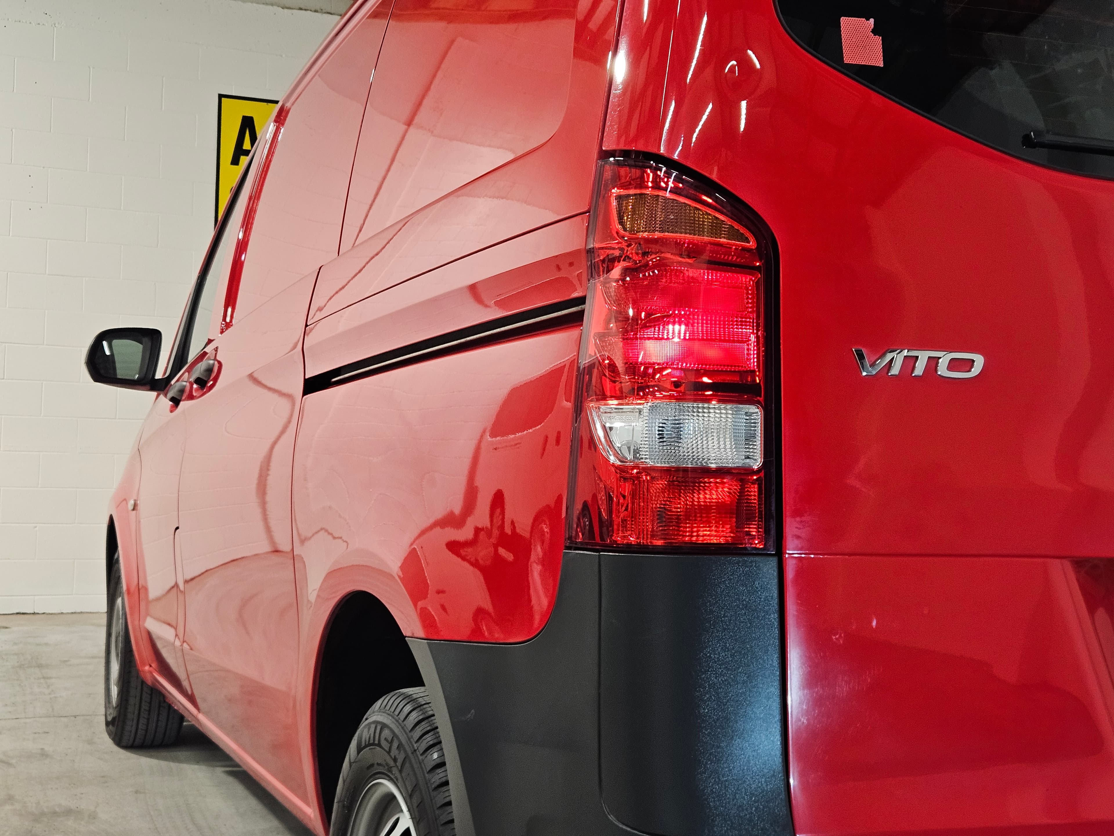 2017 Mercedes-Benz Vito 114 Swb photo 10