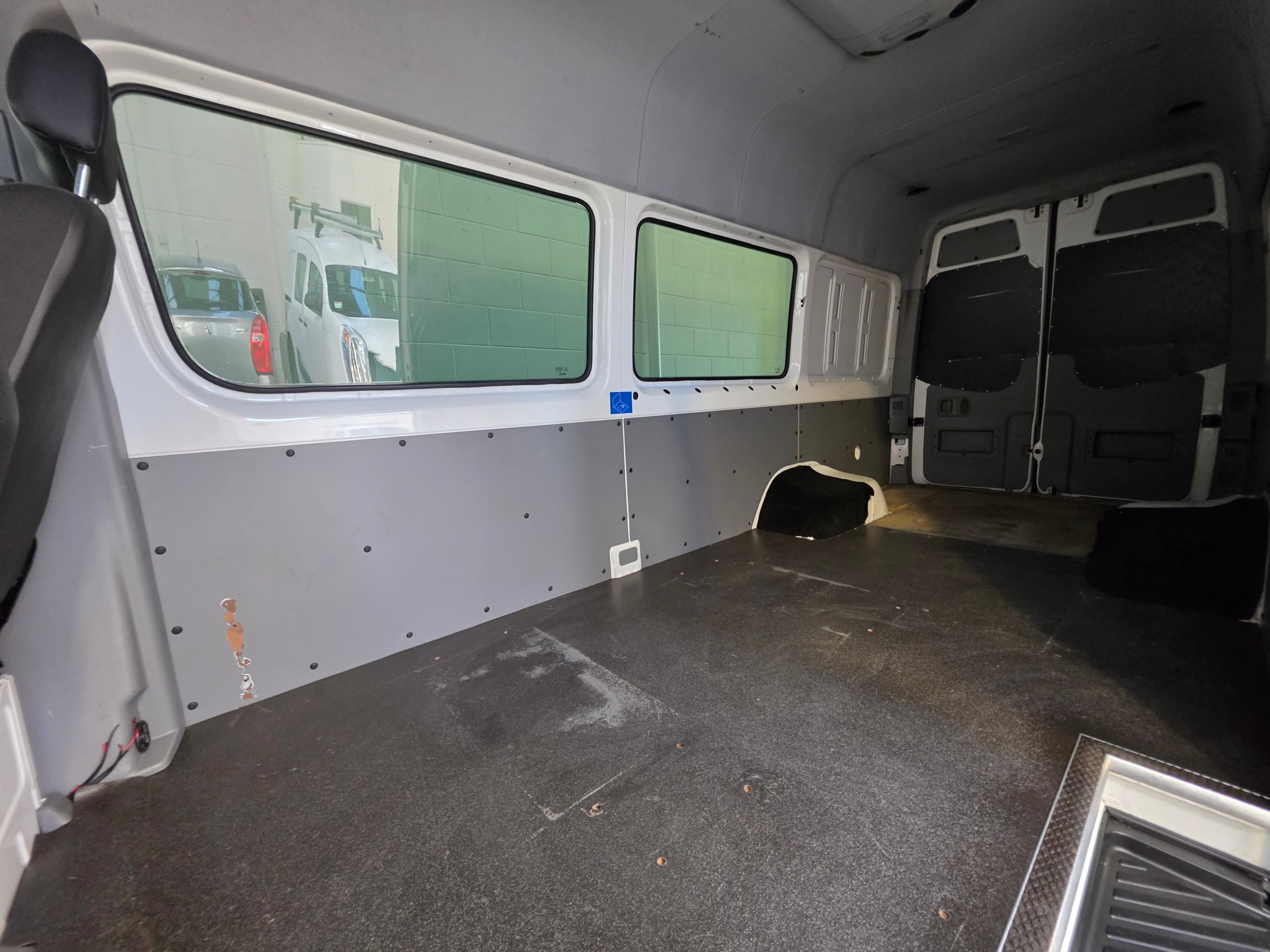 2017 Volkswagen Crafter 50 Lwb 105 MAN photo 14