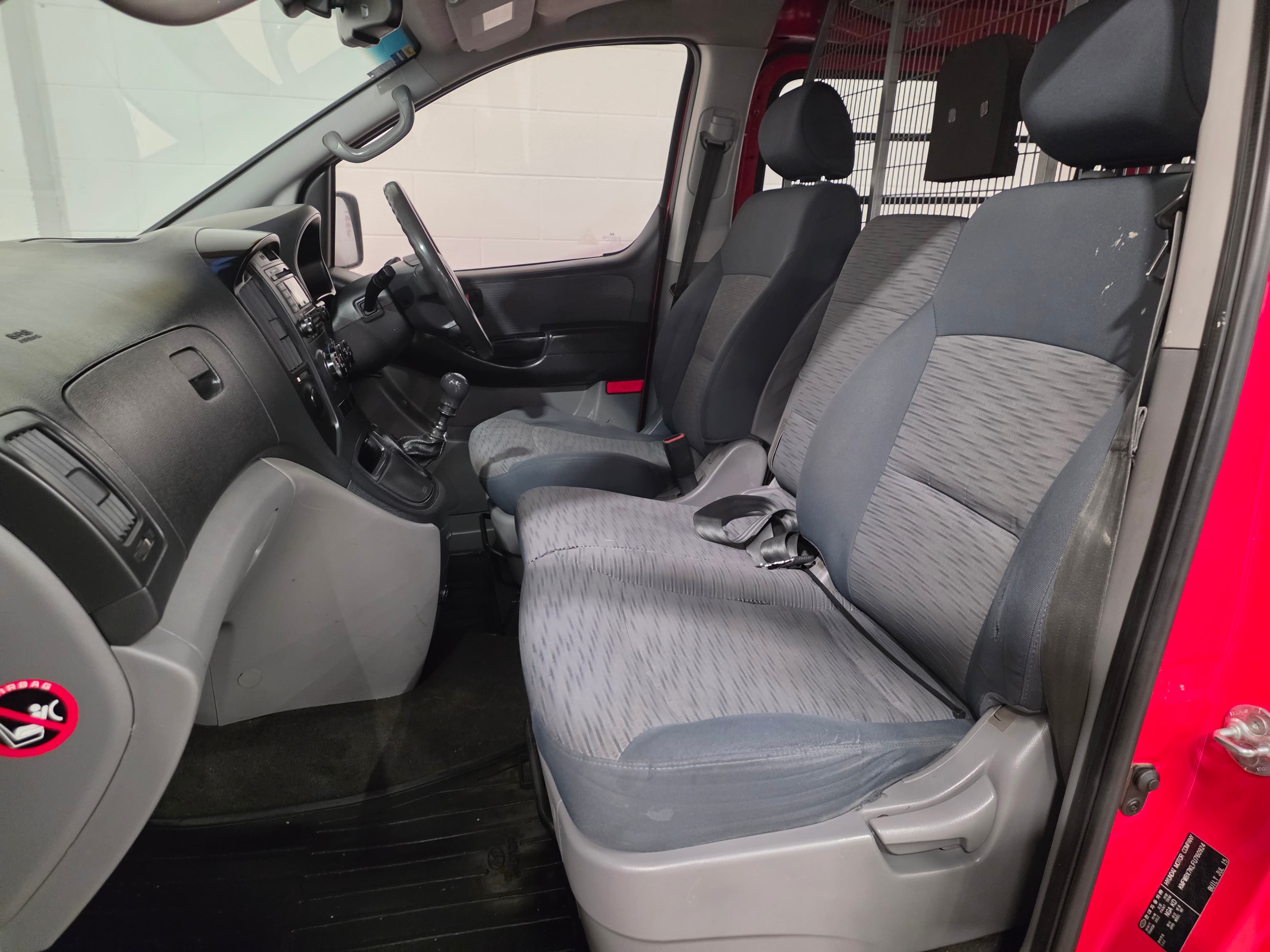 2015 Hyundai iLoad Crdi photo 12