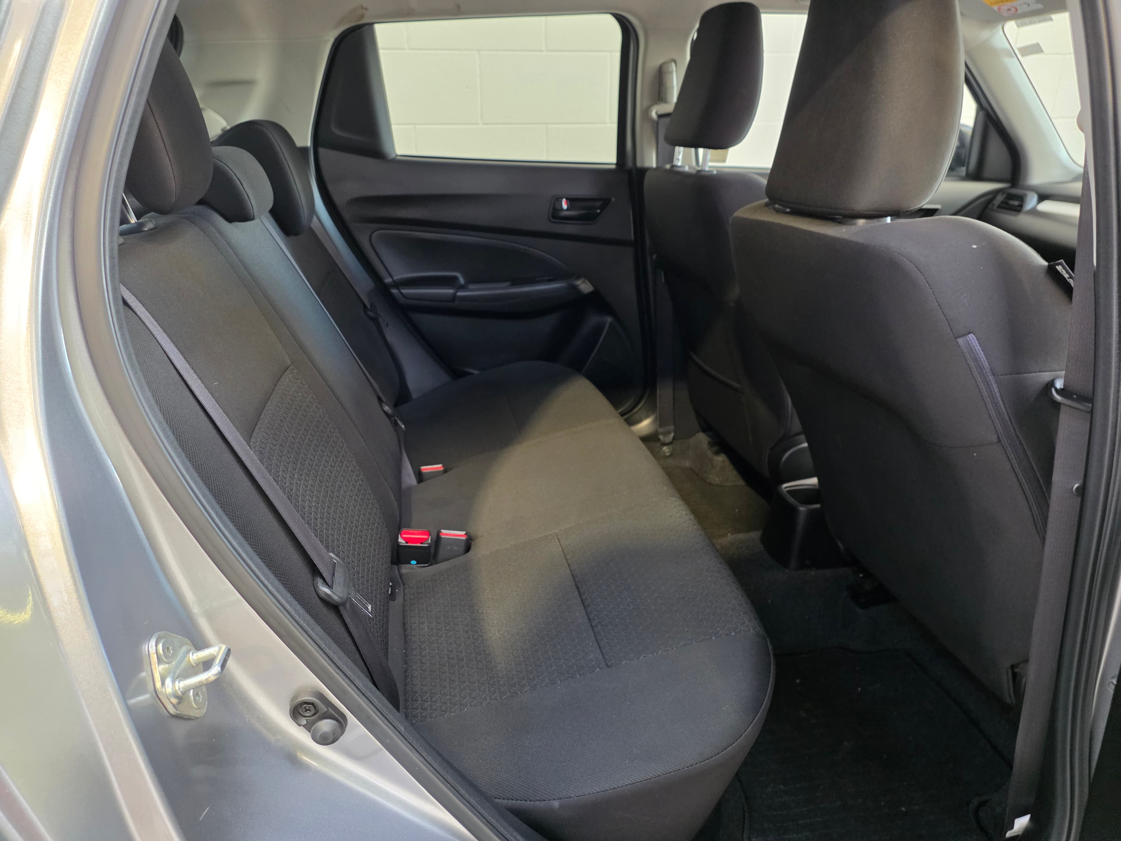 2019 Suzuki Swift Glc photo 12