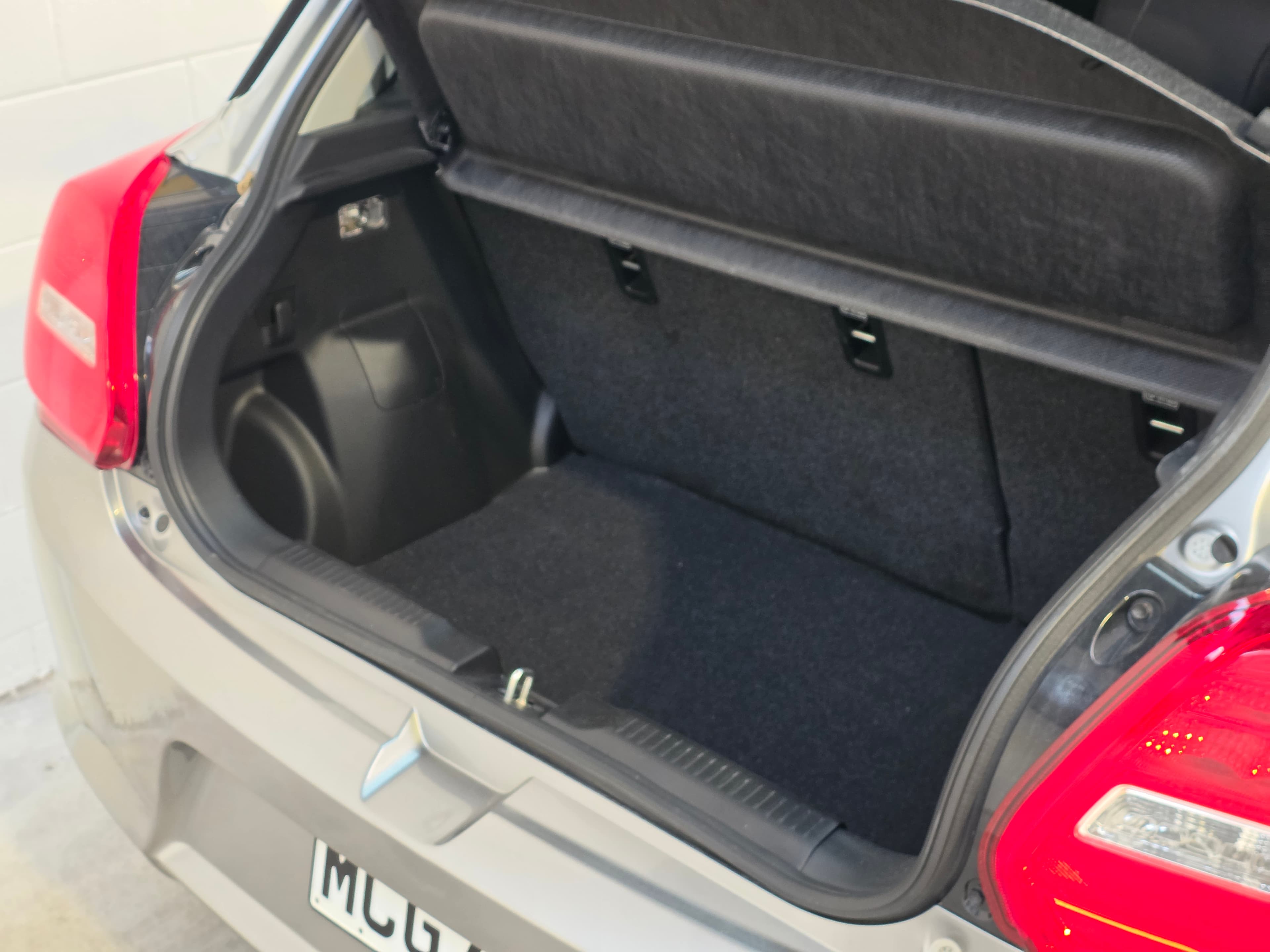 2019 Suzuki Swift Glc photo 13