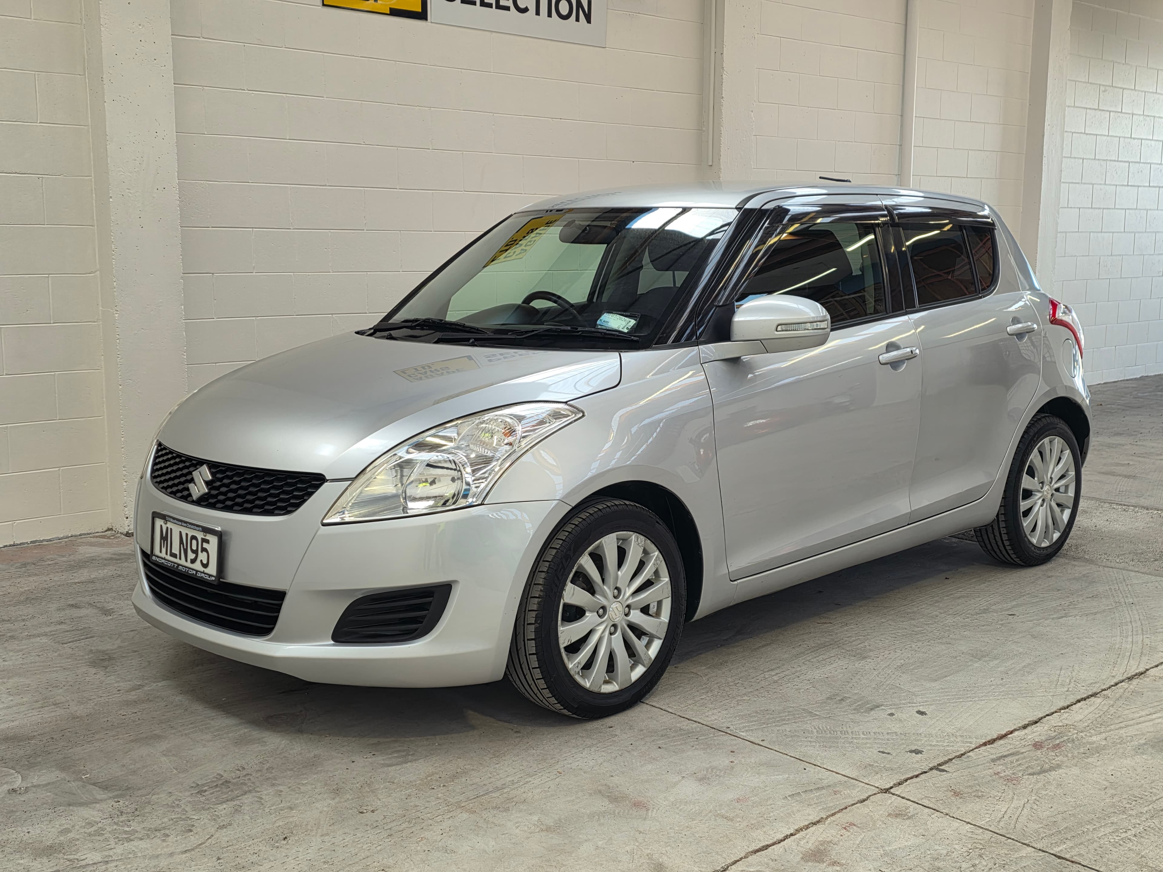 2012 Suzuki Swift 1.2 AT photo 7
