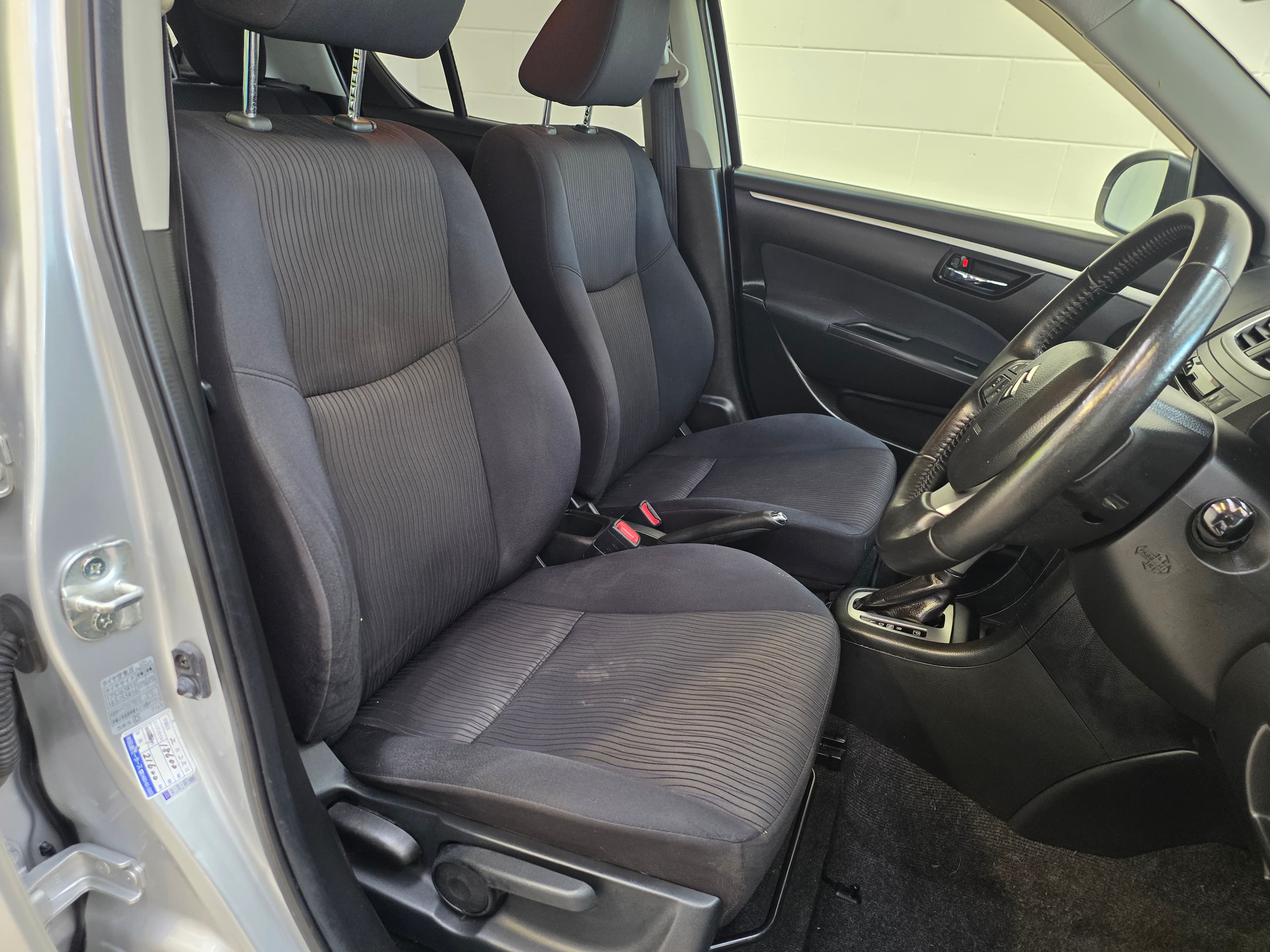 2012 Suzuki Swift 1.2 AT photo 10