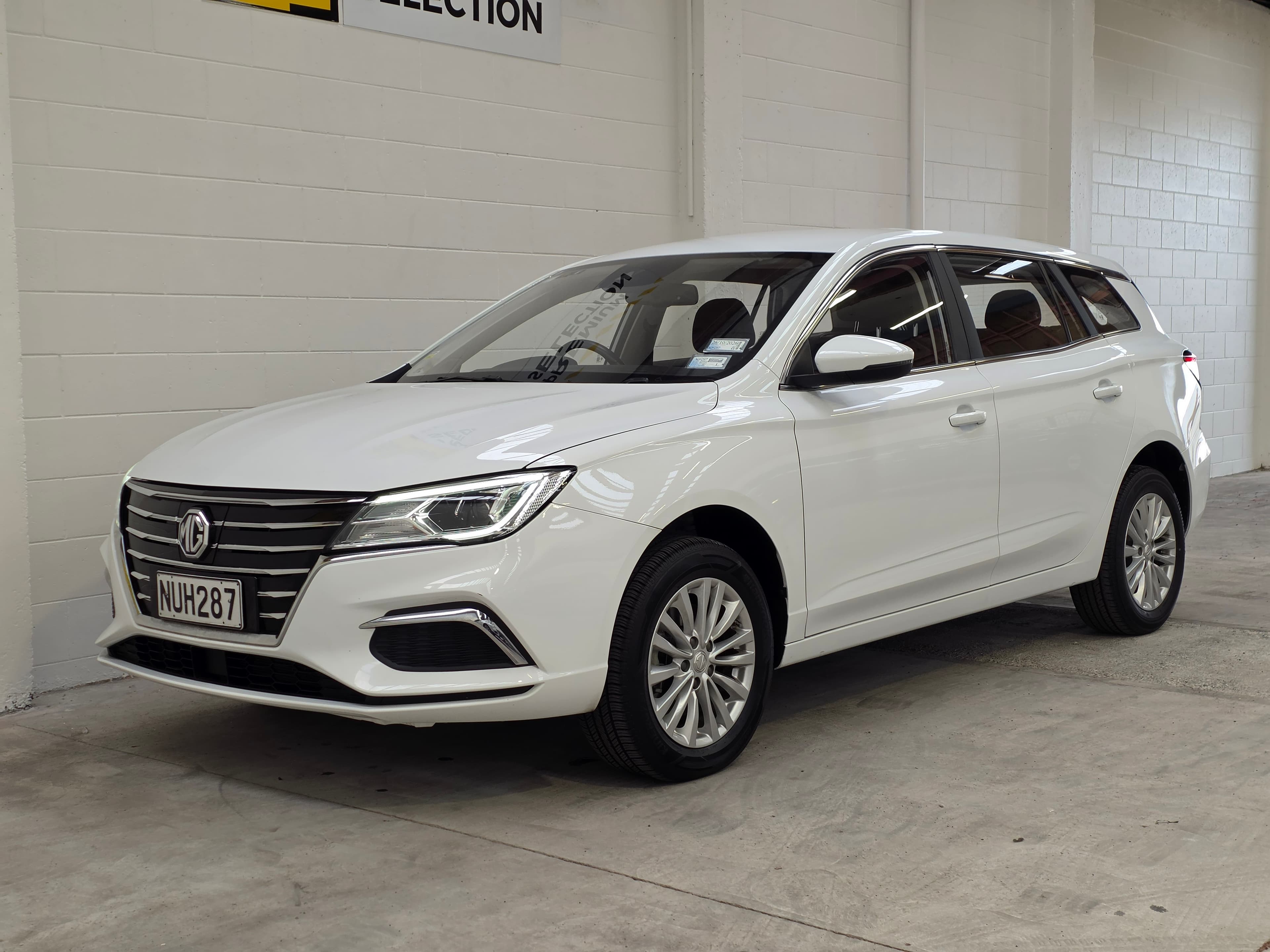 2021 MG MG 5 EV  52.5 kWh battery photo 9