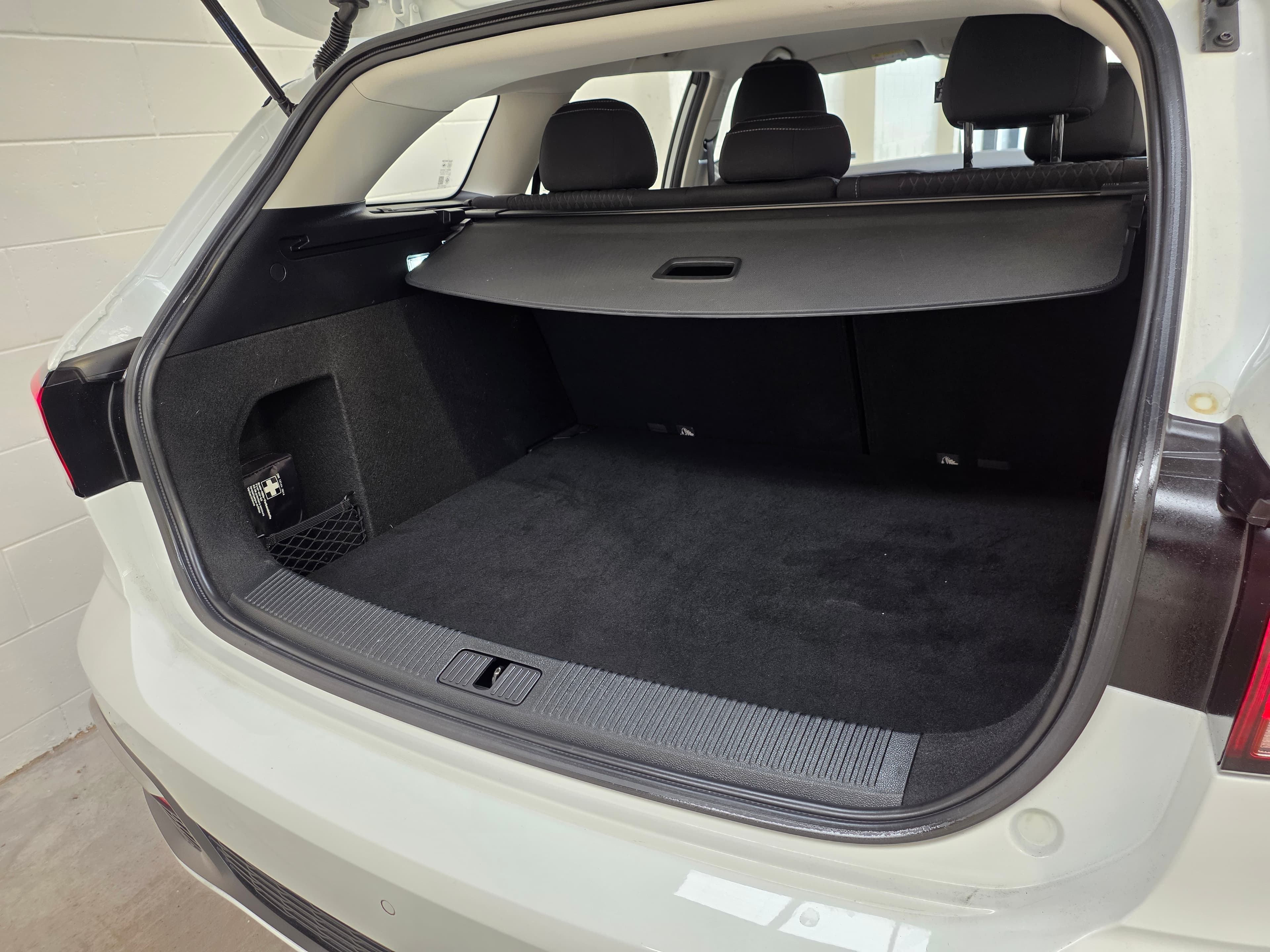 2021 MG MG 5 EV  52.5 kWh battery photo 21