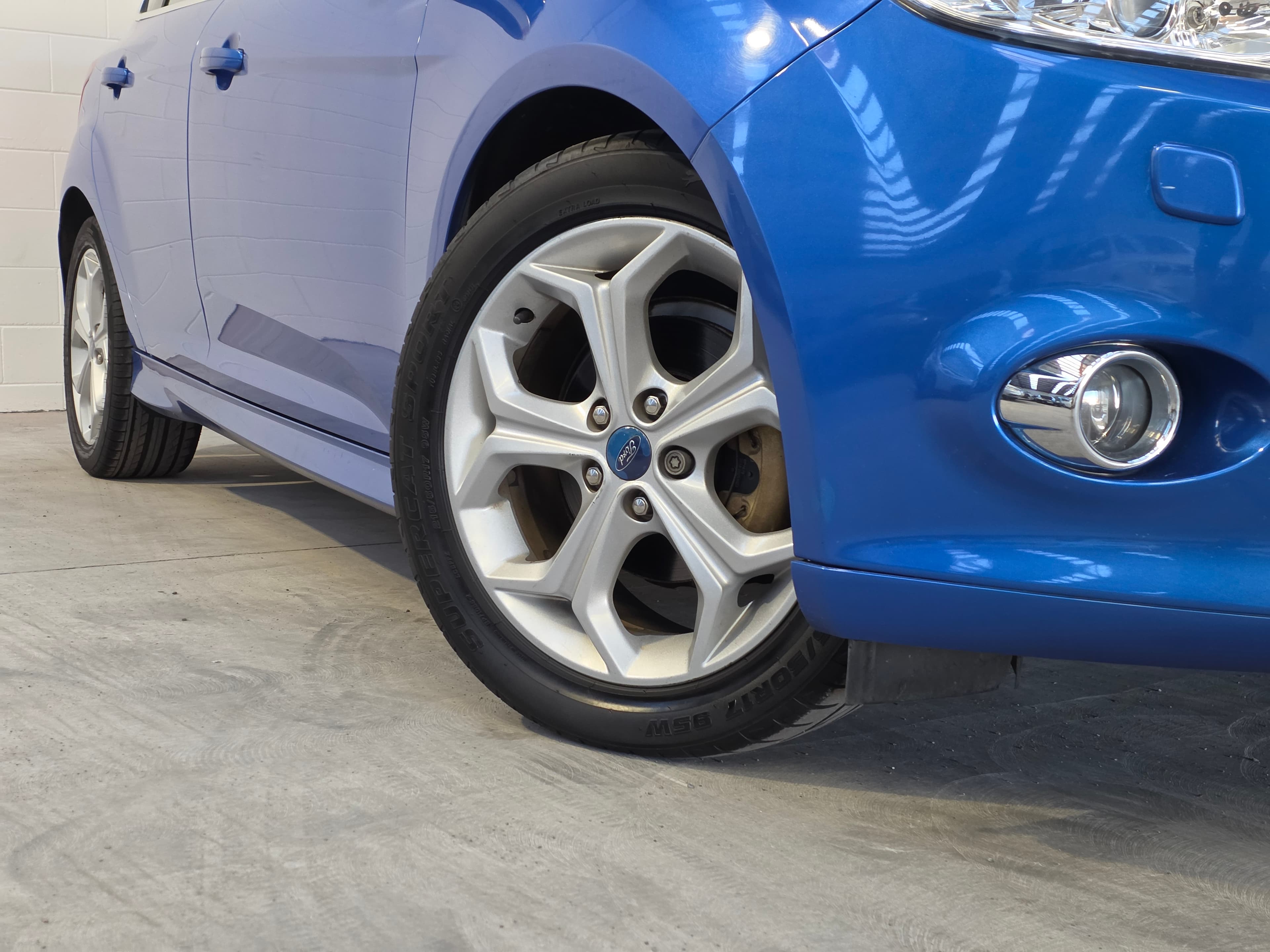 2013 Ford Focus S 2.0 photo 4