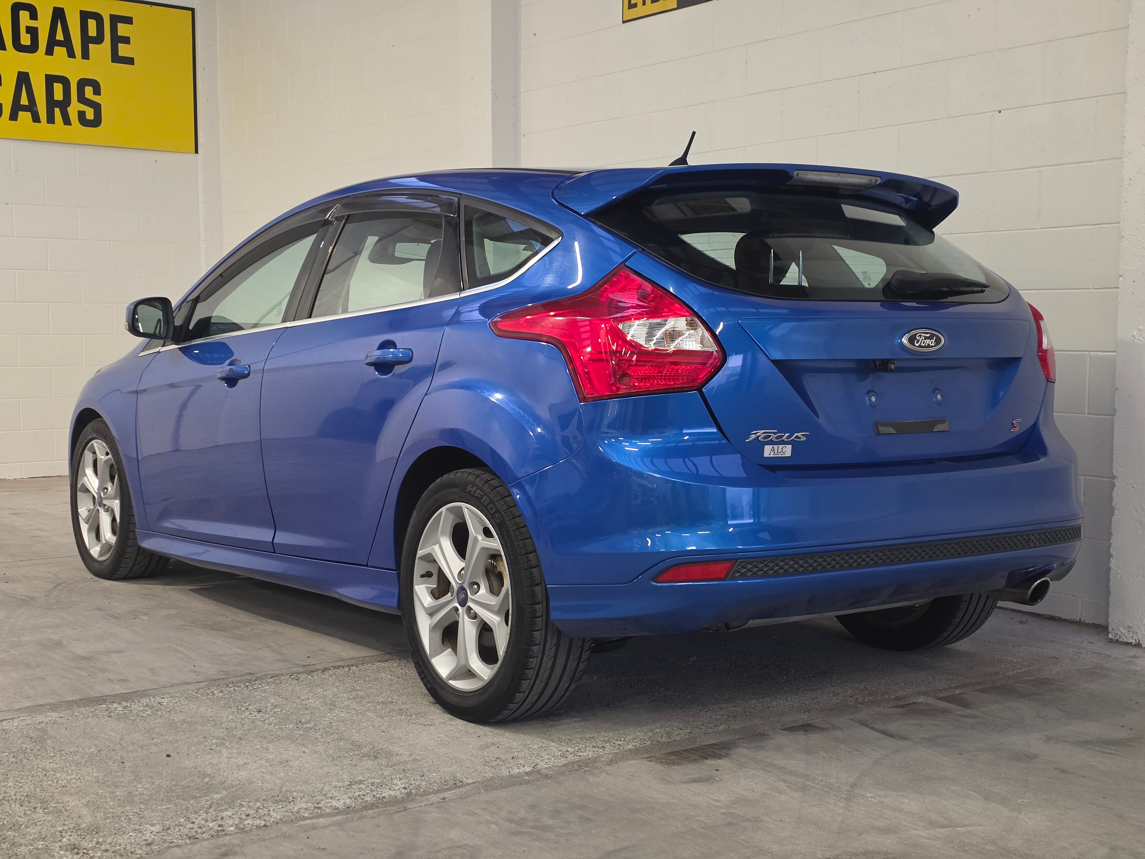 2013 Ford Focus S 2.0 photo 10