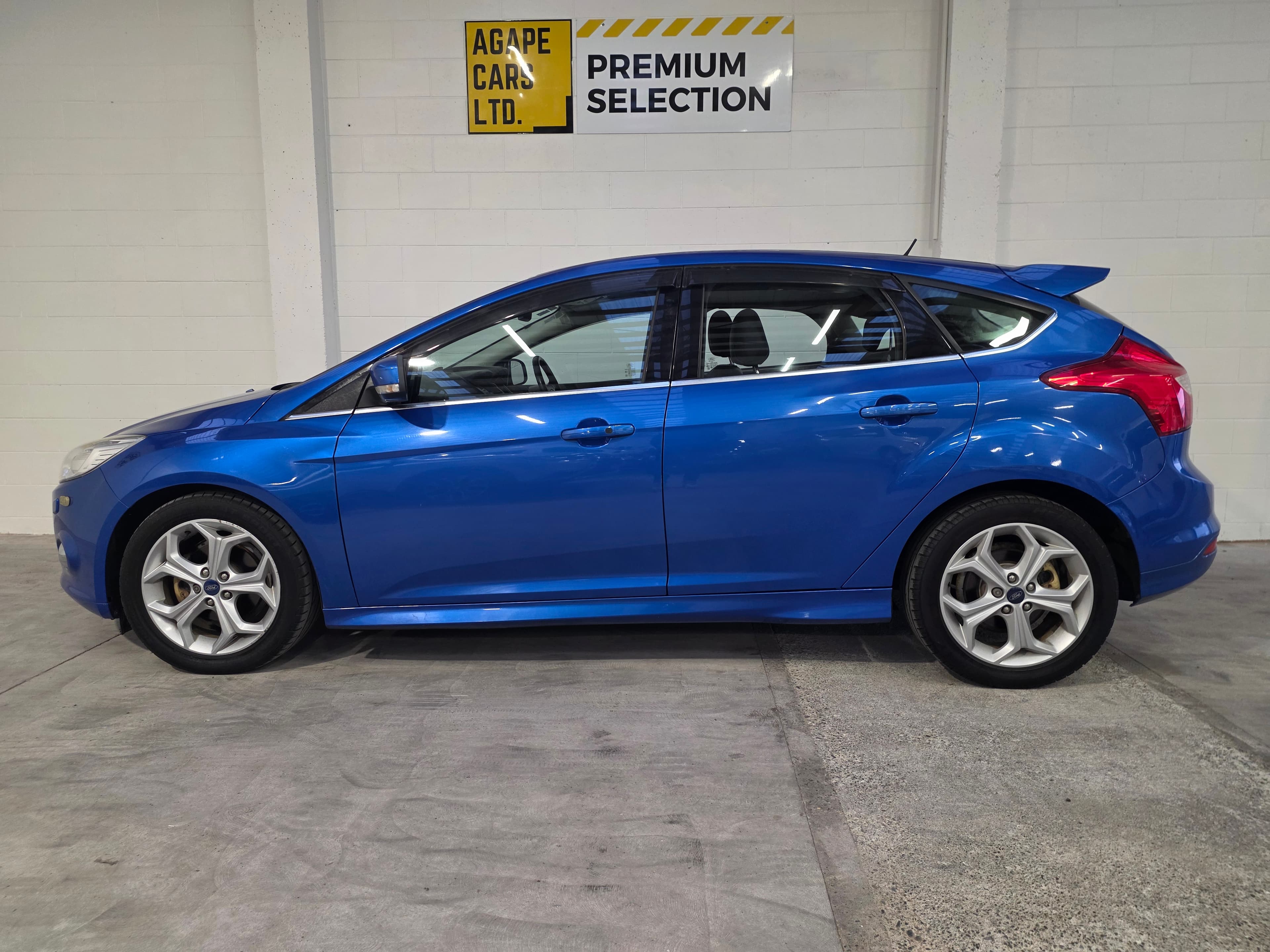 2013 Ford Focus S 2.0 photo 11