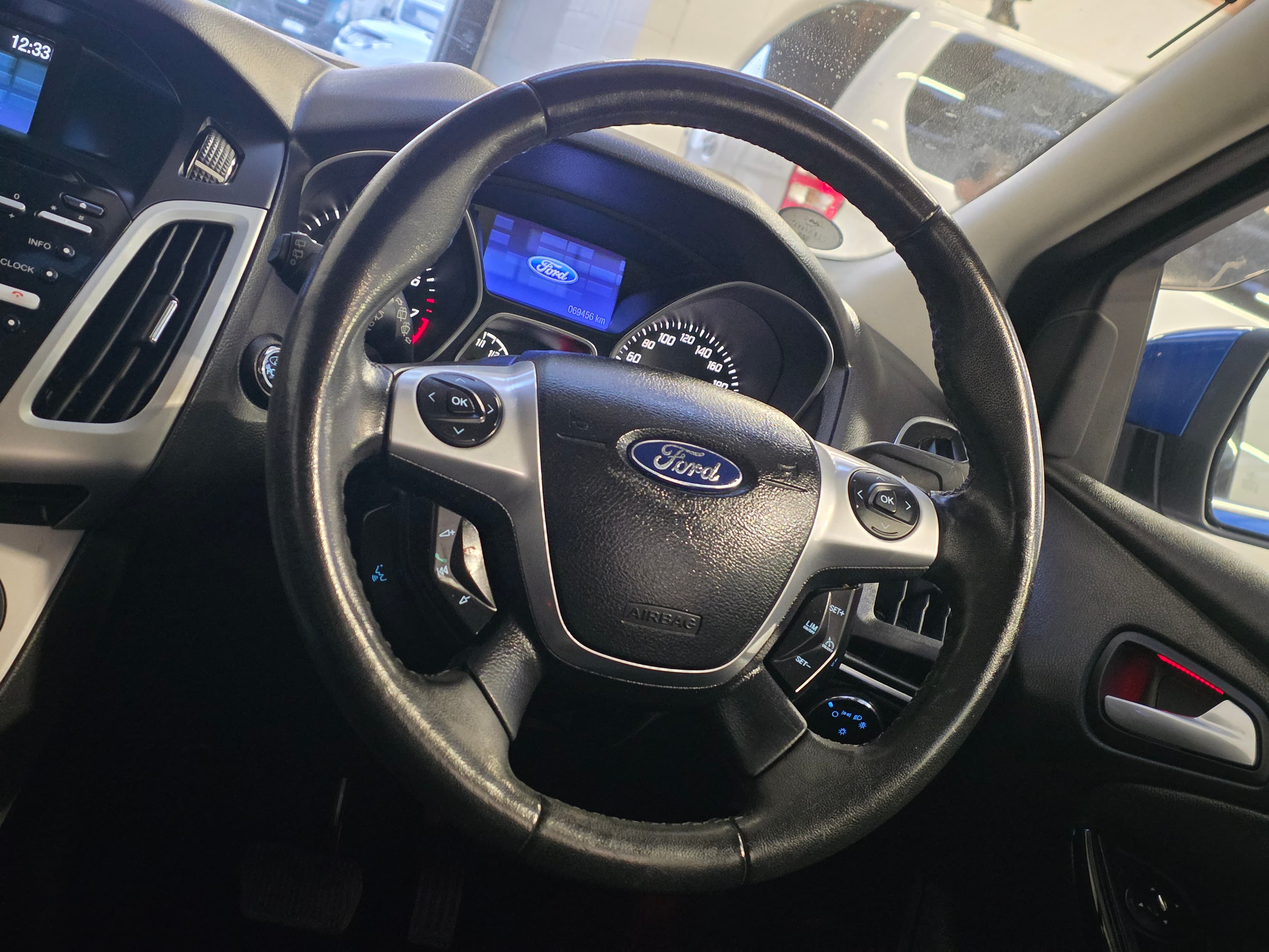 2013 Ford Focus S 2.0 photo 16
