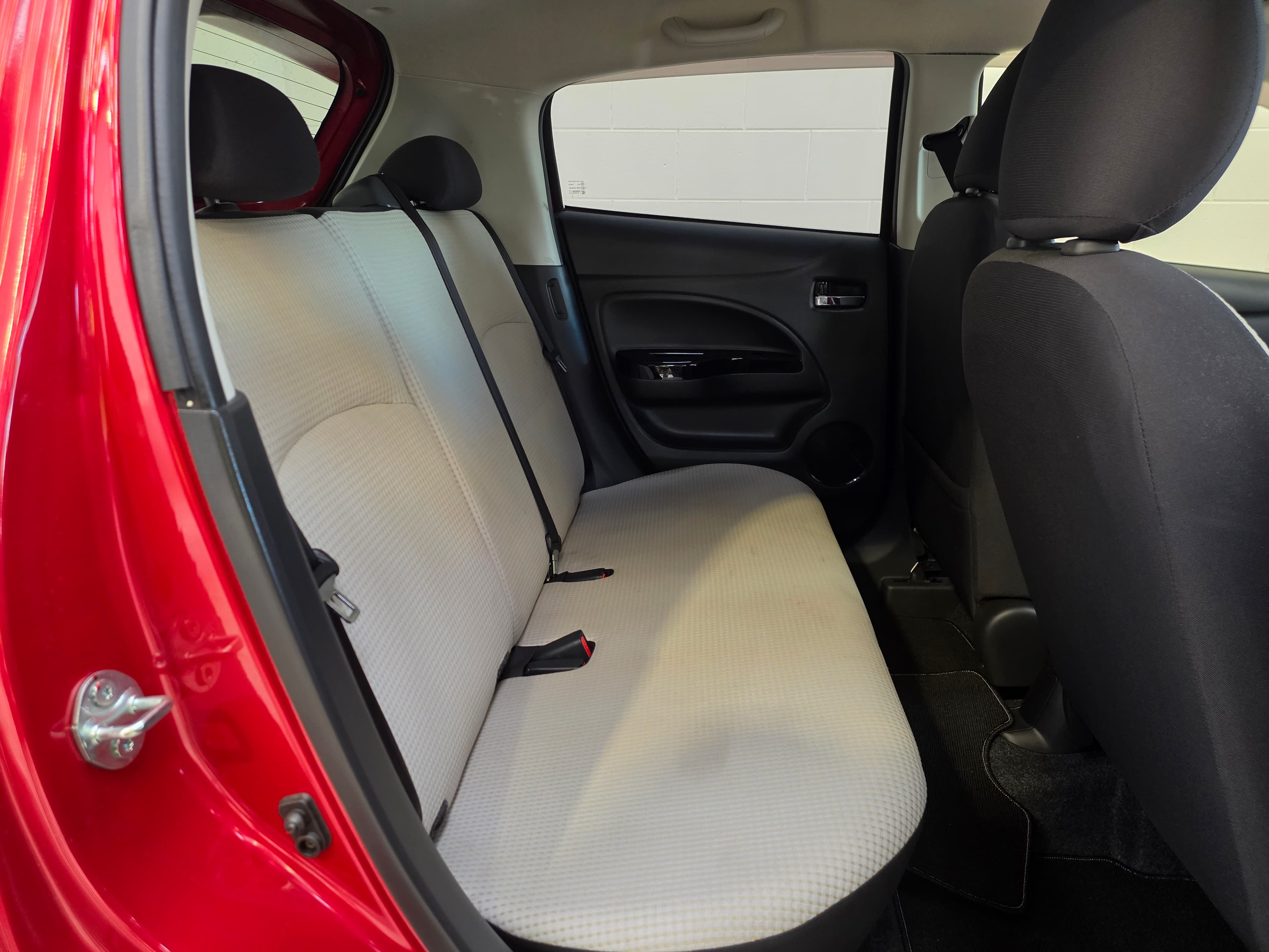 2015 Mitsubishi Mirage 1.2P photo 10