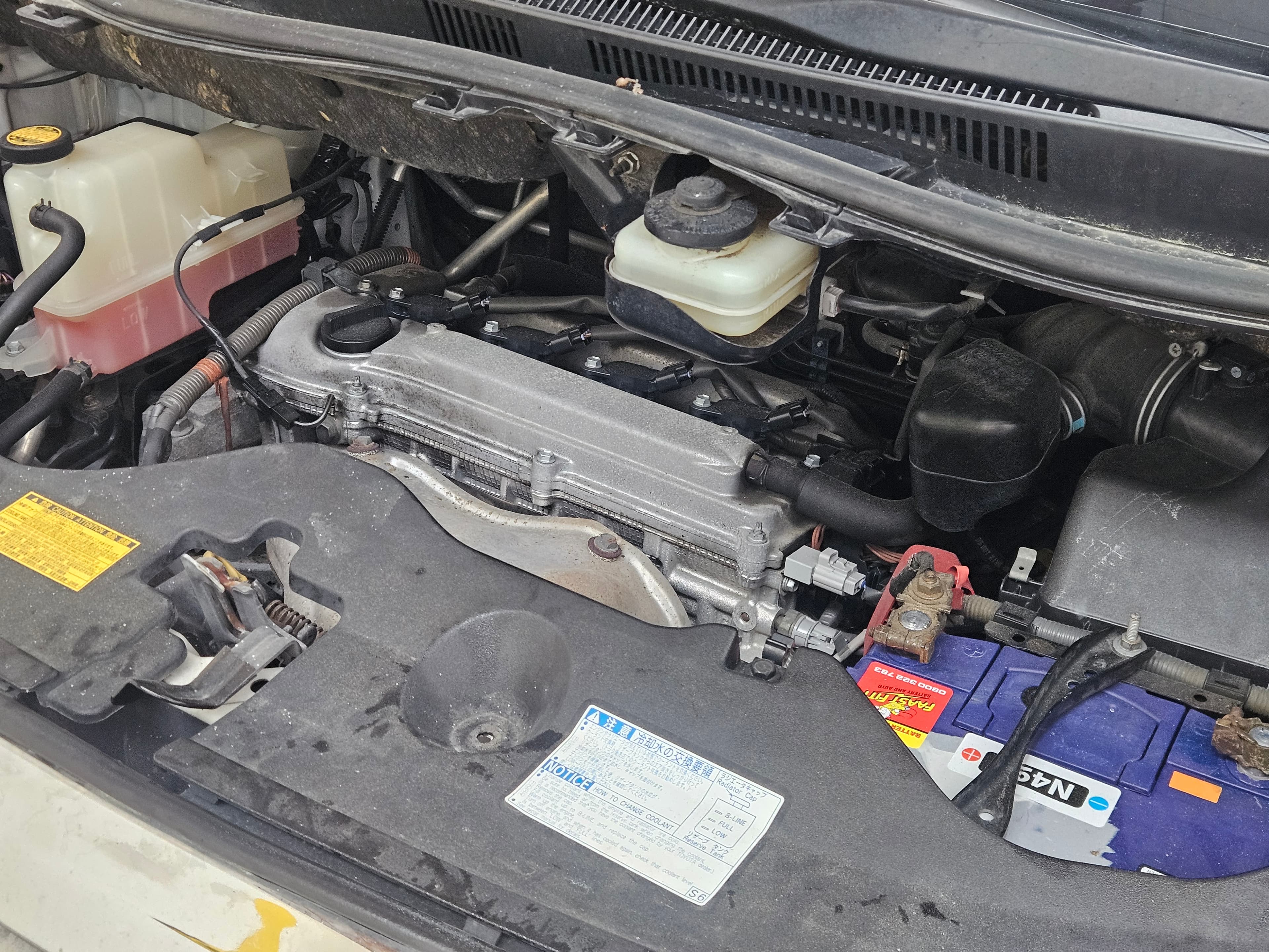 2010 Toyota Vellfire photo 14