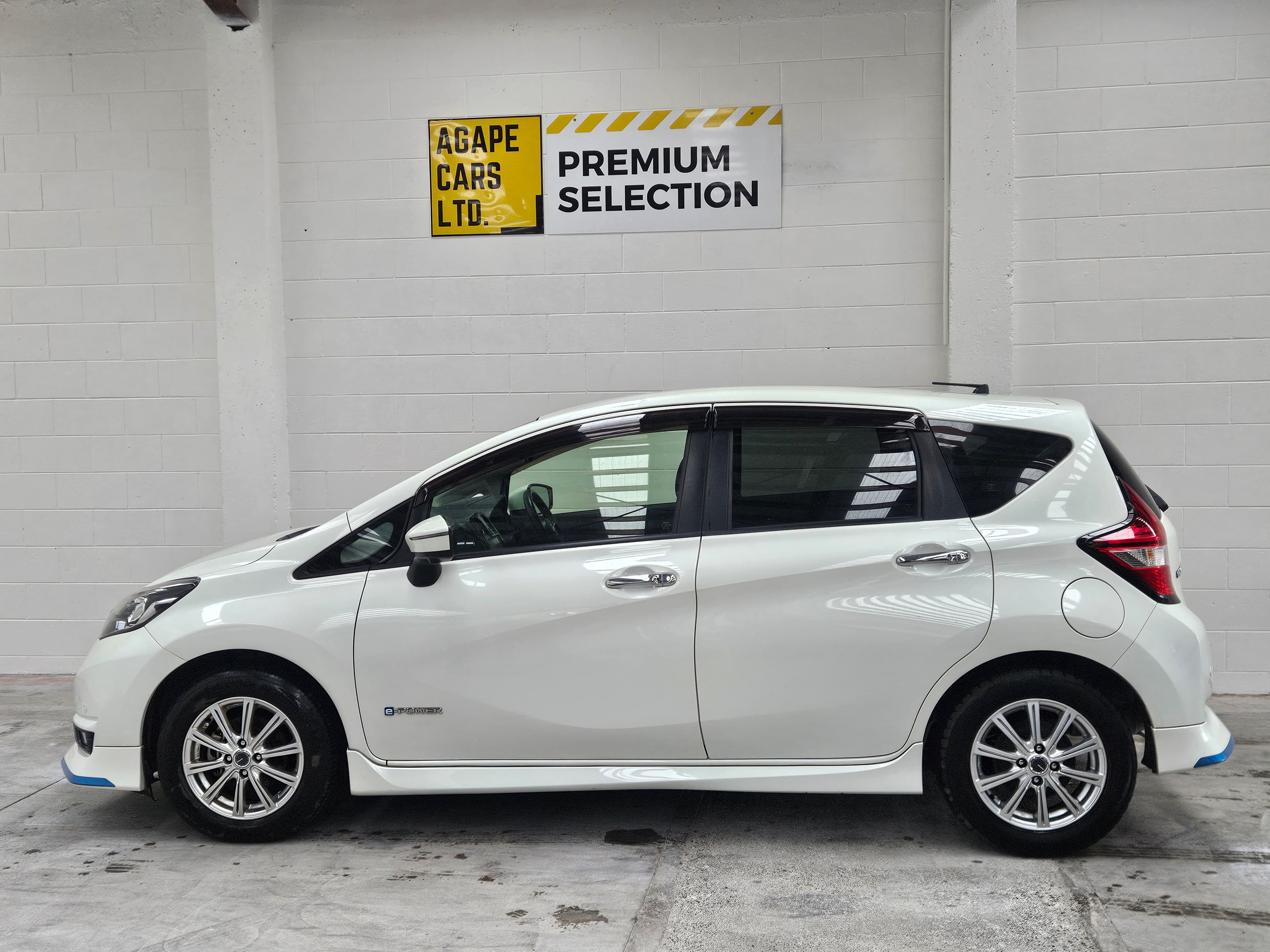 2016 Nissan Note E Power X photo 5