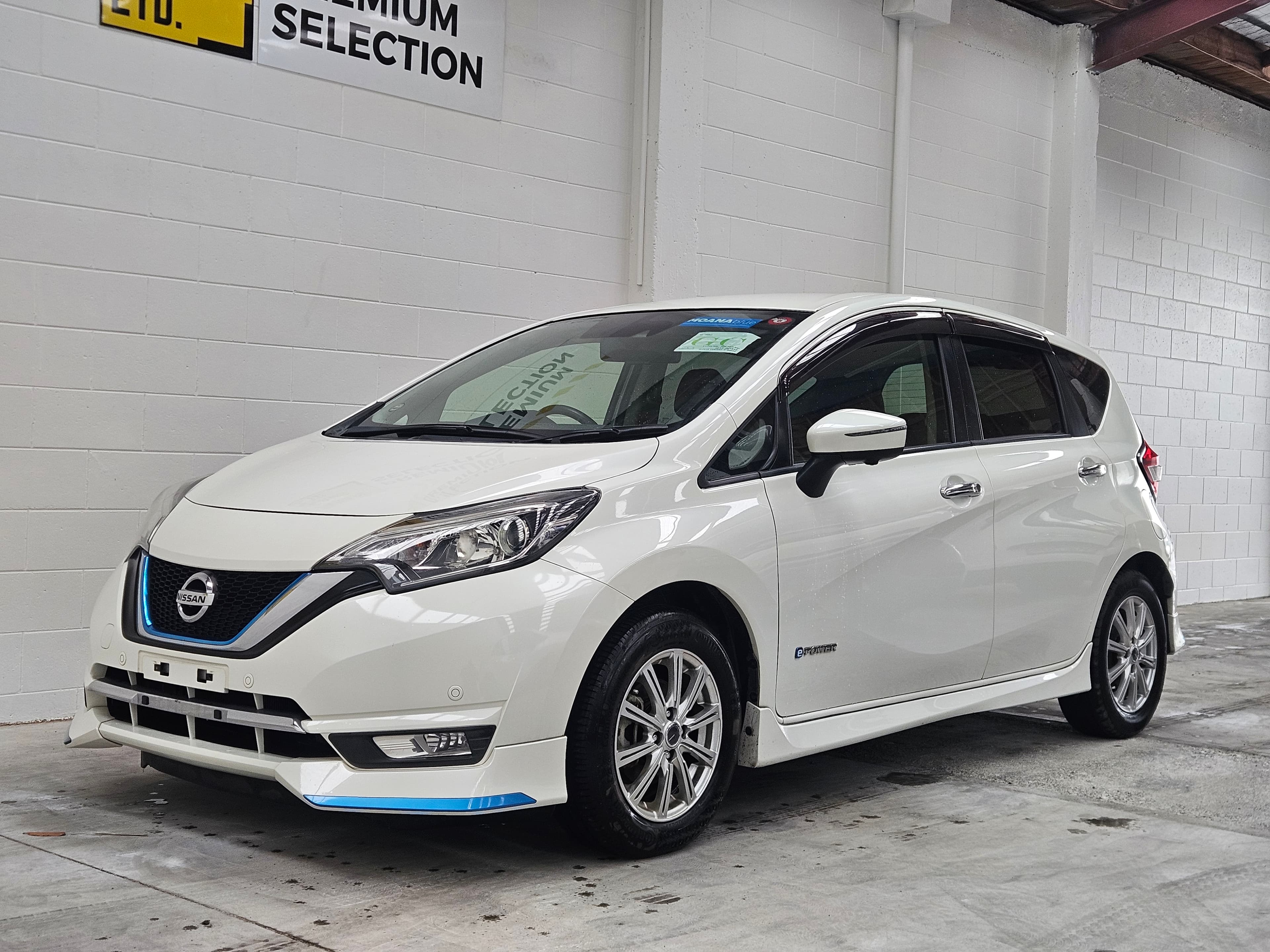 2016 Nissan Note E Power X photo 6