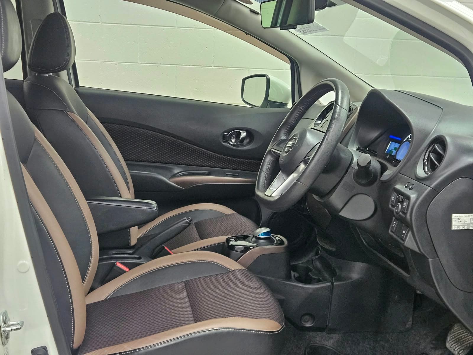 2016 Nissan Note E Power X photo 10