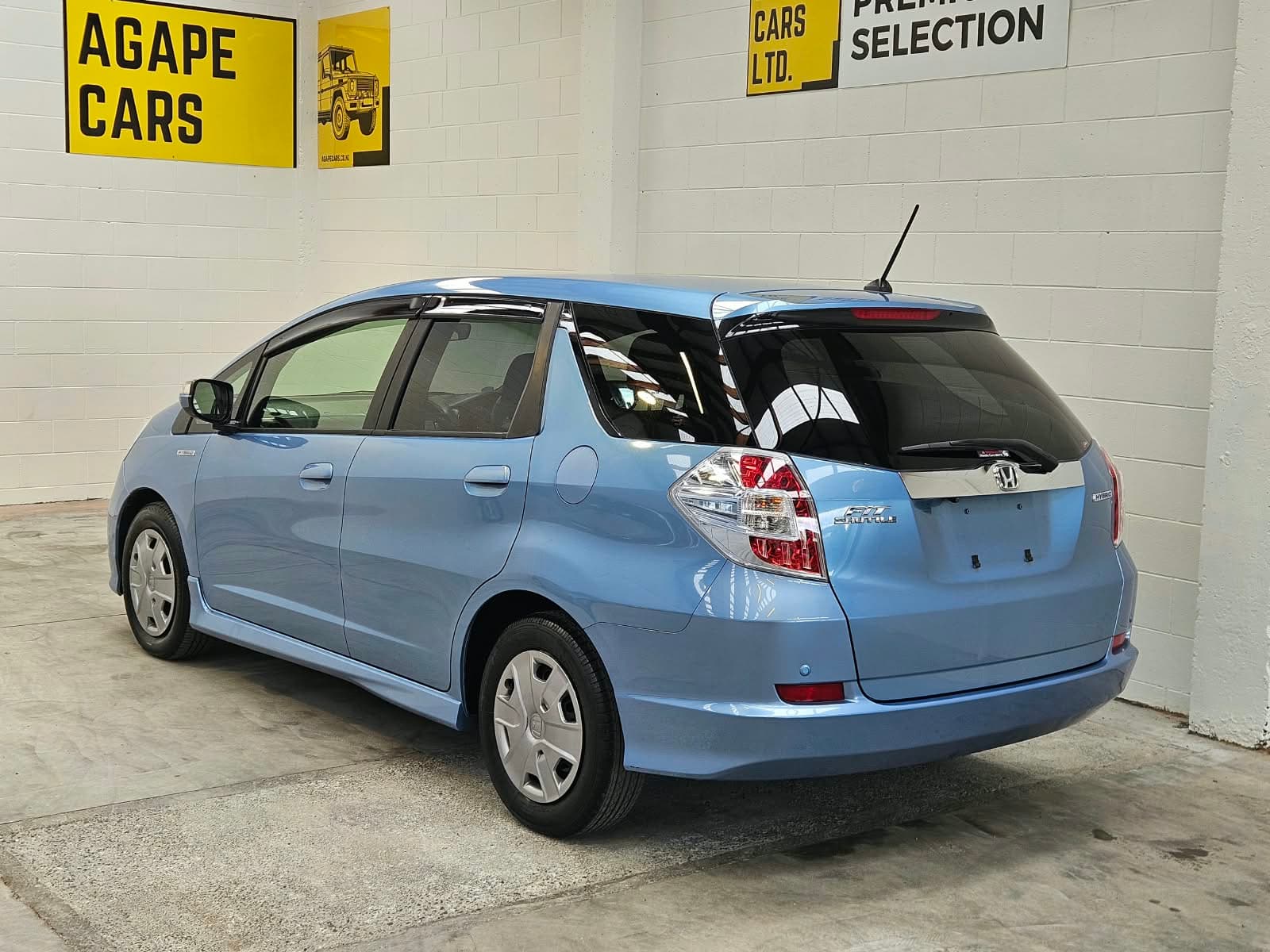 2013 Honda Fit Shuttle - Hybrid photo 5