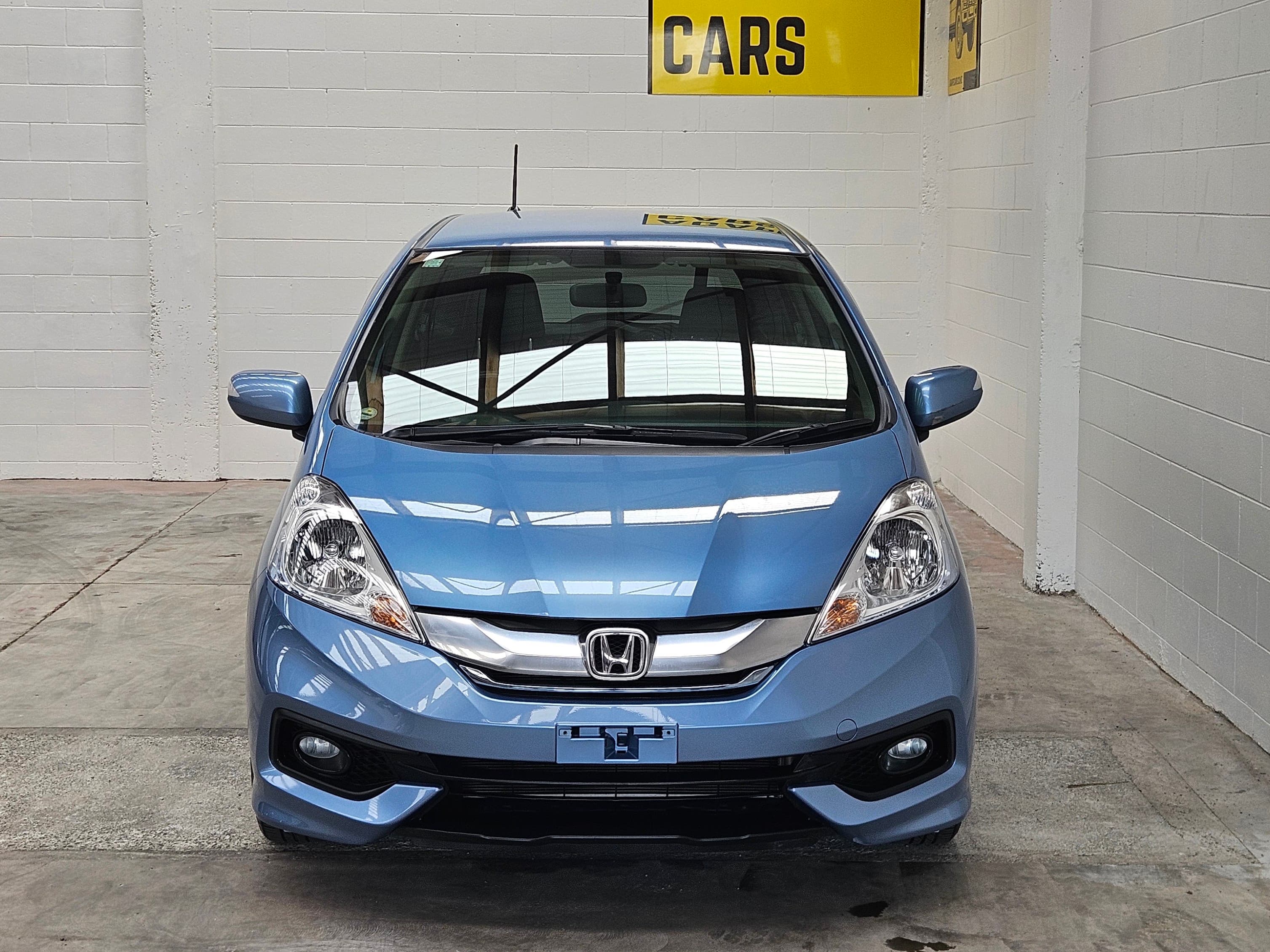 2013 Honda Fit Shuttle - Hybrid photo 8