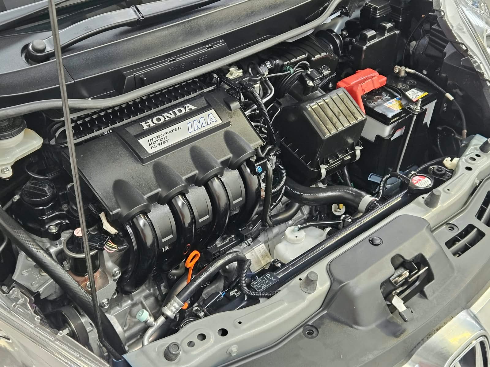2013 Honda Fit Shuttle - Hybrid photo 13