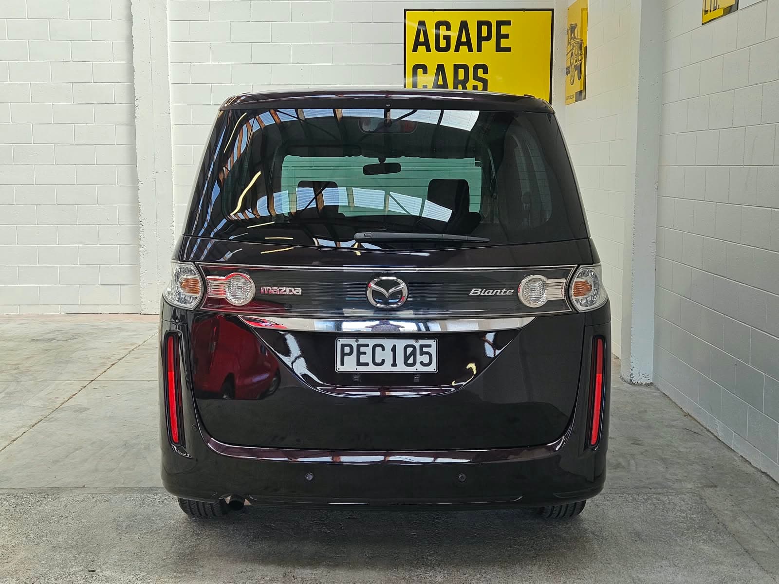 2011 Mazda Biante Wagon photo 5