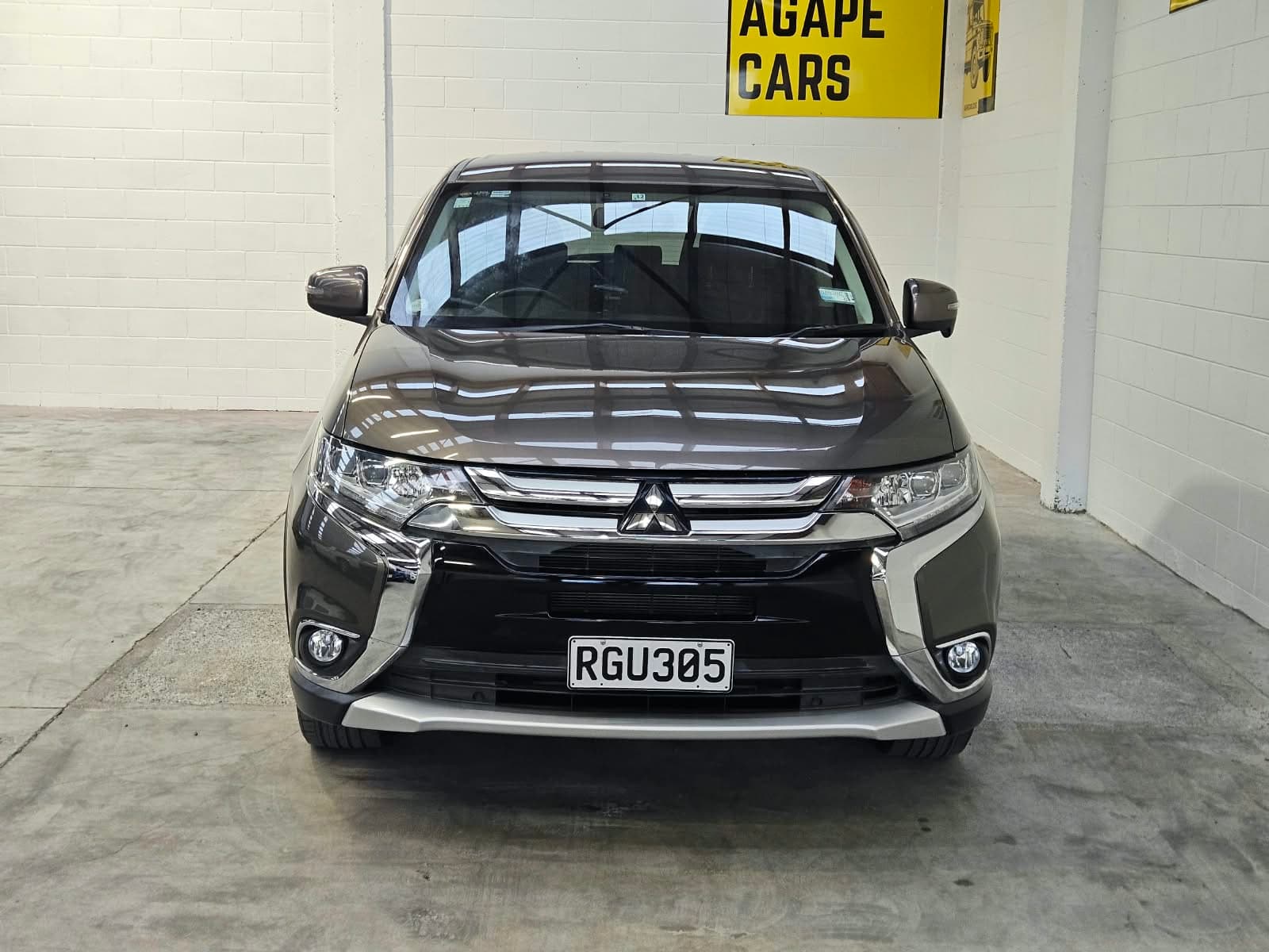 2015 Mitsubishi Outlander 7 Seater photo 8