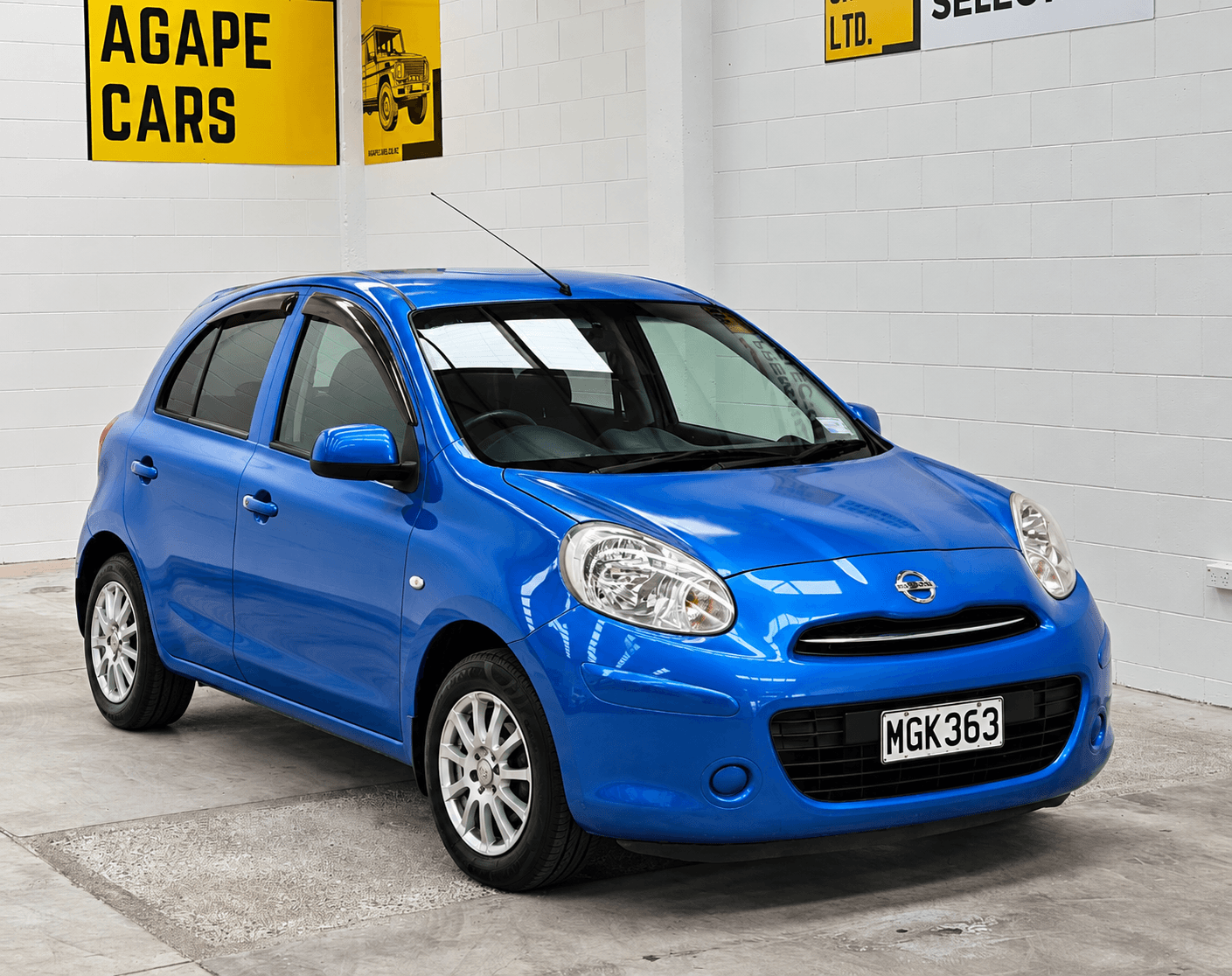 2010 Nissan March