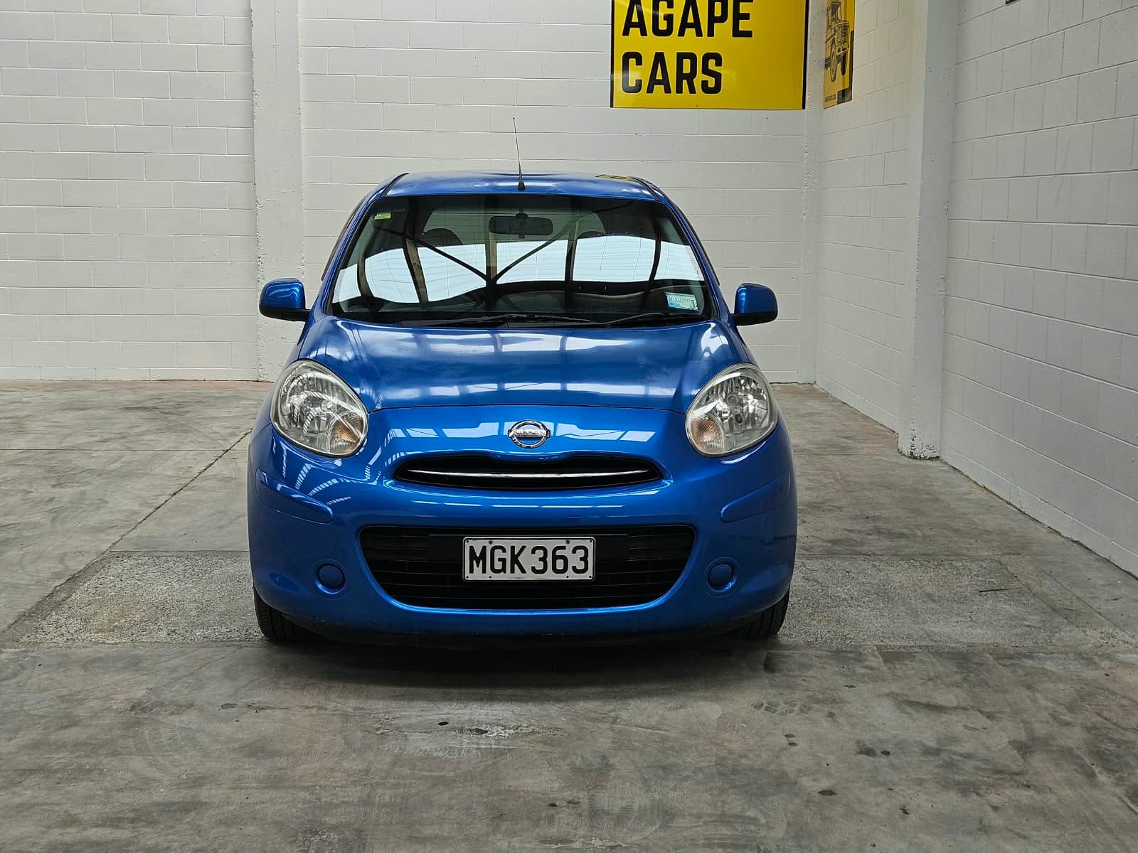 2010 Nissan March AT photo 8